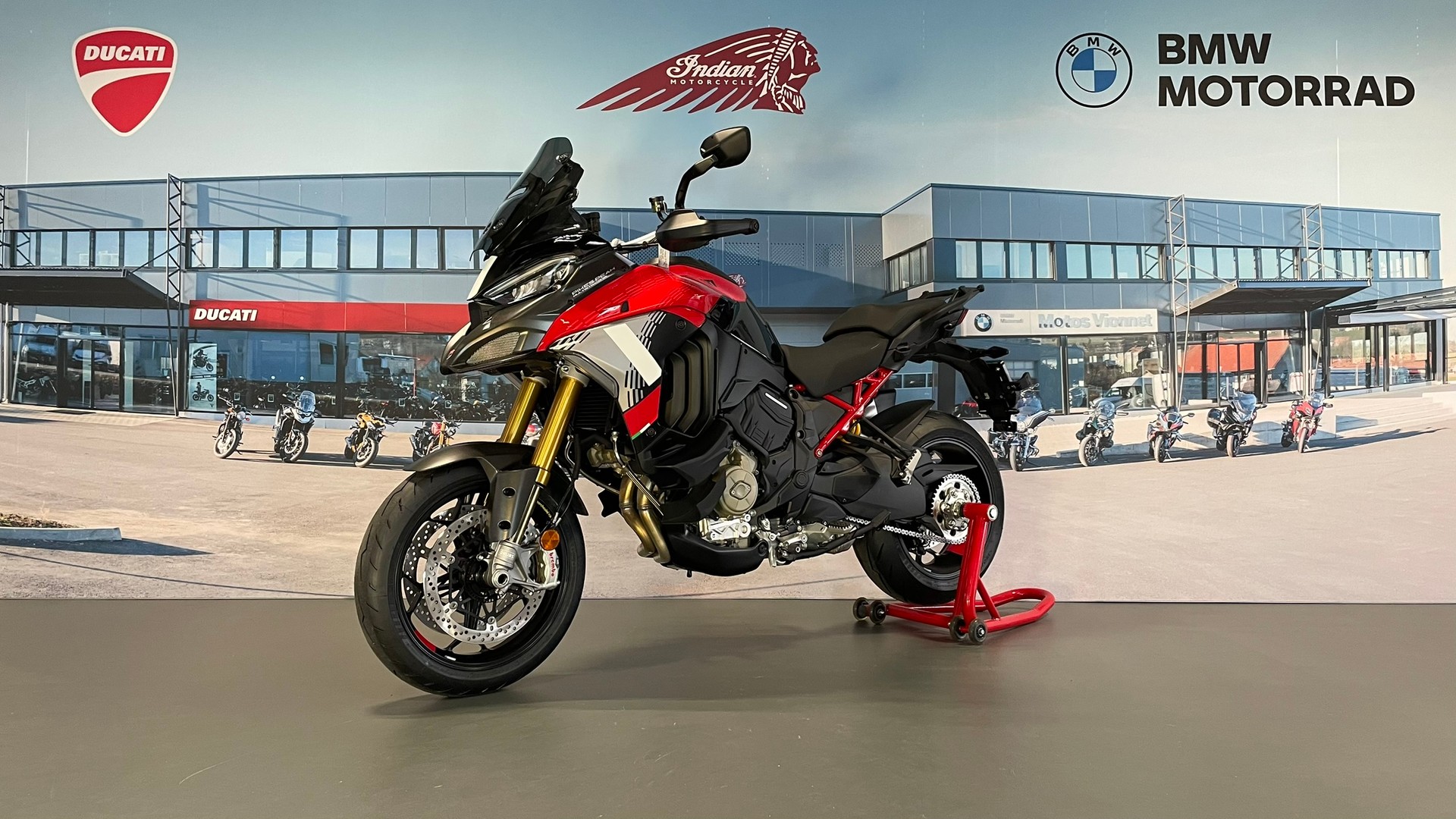 DUCATI Multistrada V4 Pikes Peak-image-2