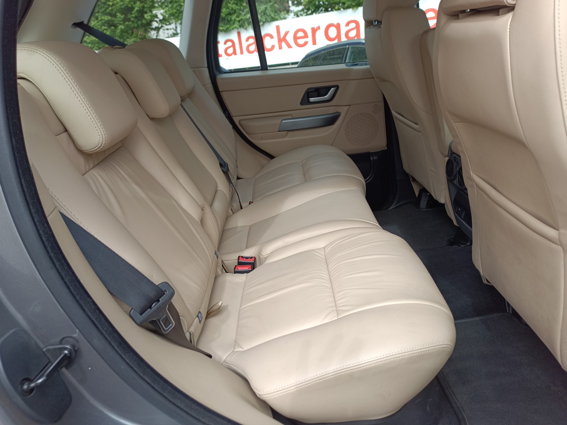 LAND ROVER Range Rover Sport 4.4 V8 HSE Automatic-image-7