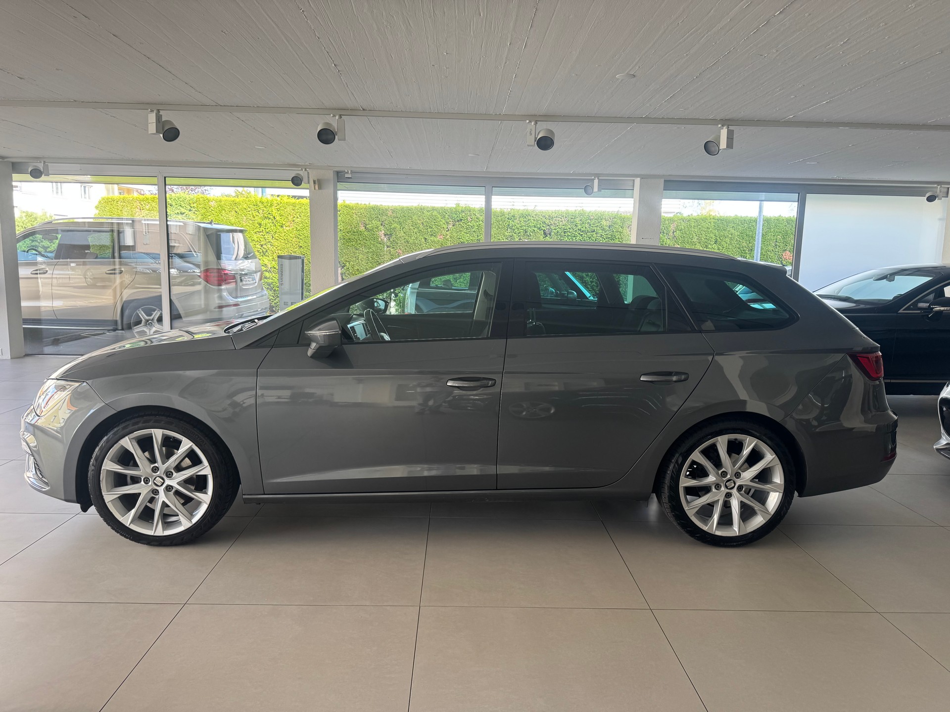 SEAT Leon ST 1.4 TSI ACT FR DSG-image-4