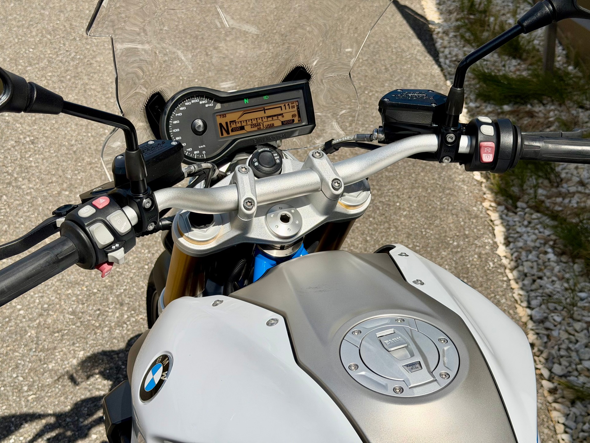 BMW R 1200 R ABS-image-15