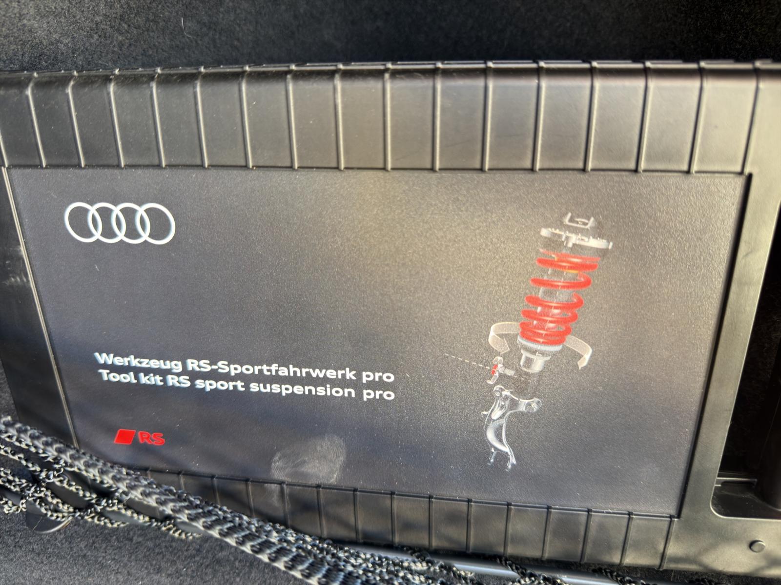 AUDI RS4 Avant Performante-image-18