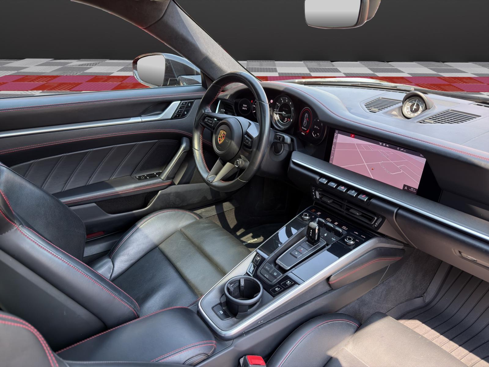 AUDI RS4 Avant Performante-image-24