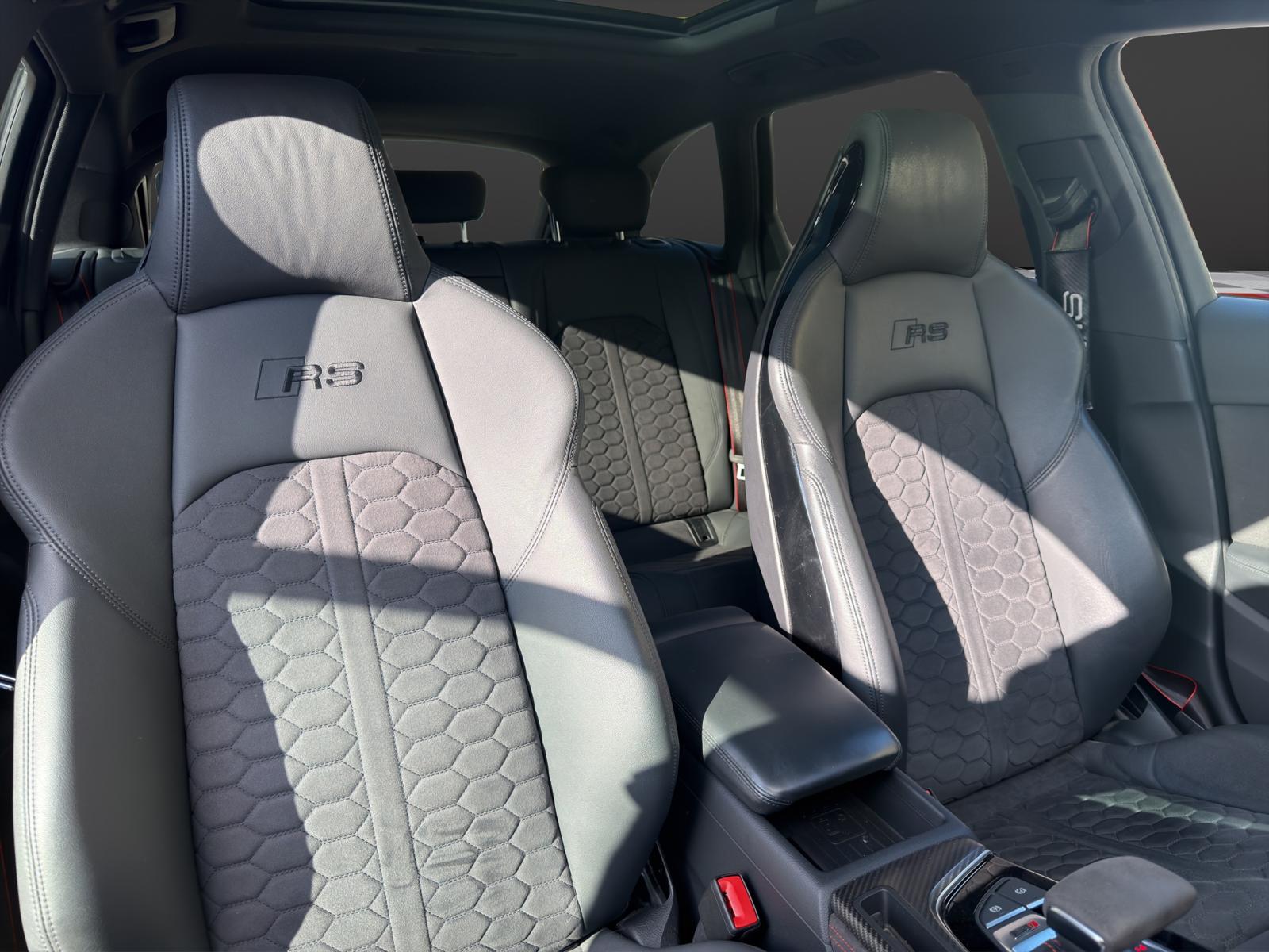 AUDI RS4 Avant Performante-image-15