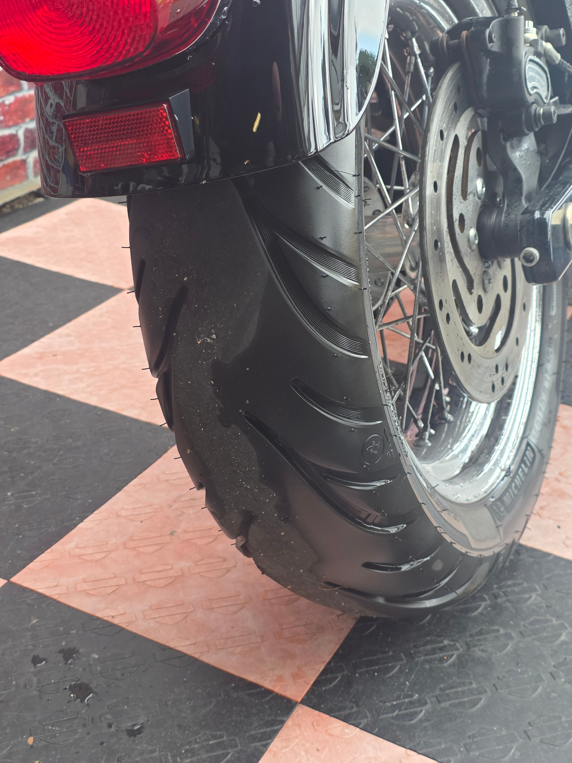 HARLEY-DAVIDSON FXDL Dyna Low Rider ABS-image-12