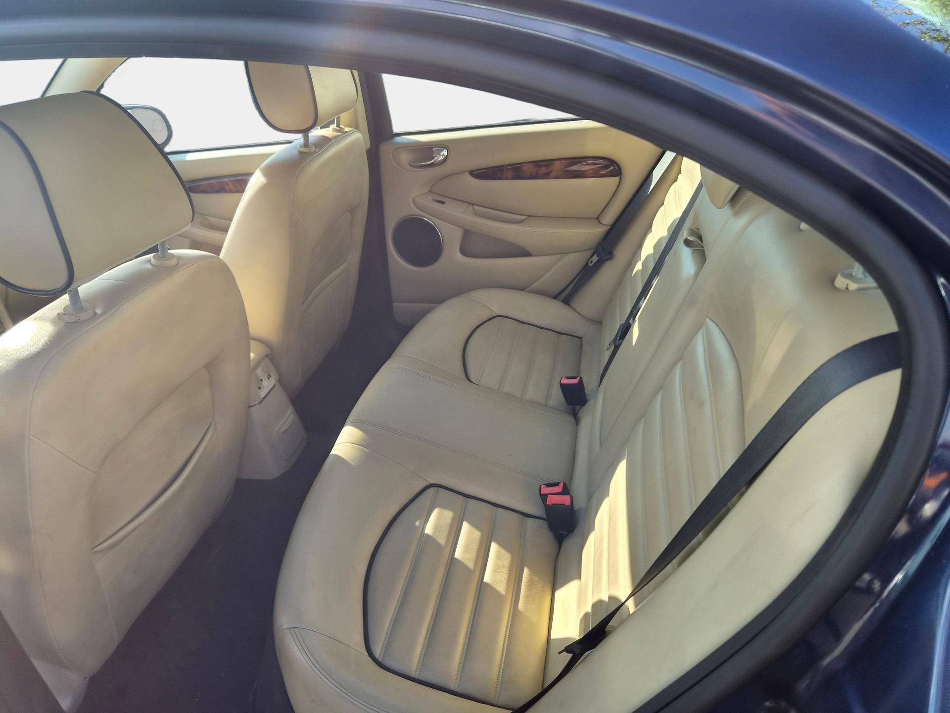 JAGUAR X-Type 3.0 V6 Traction4 Luxury Edition Automatic-image-8