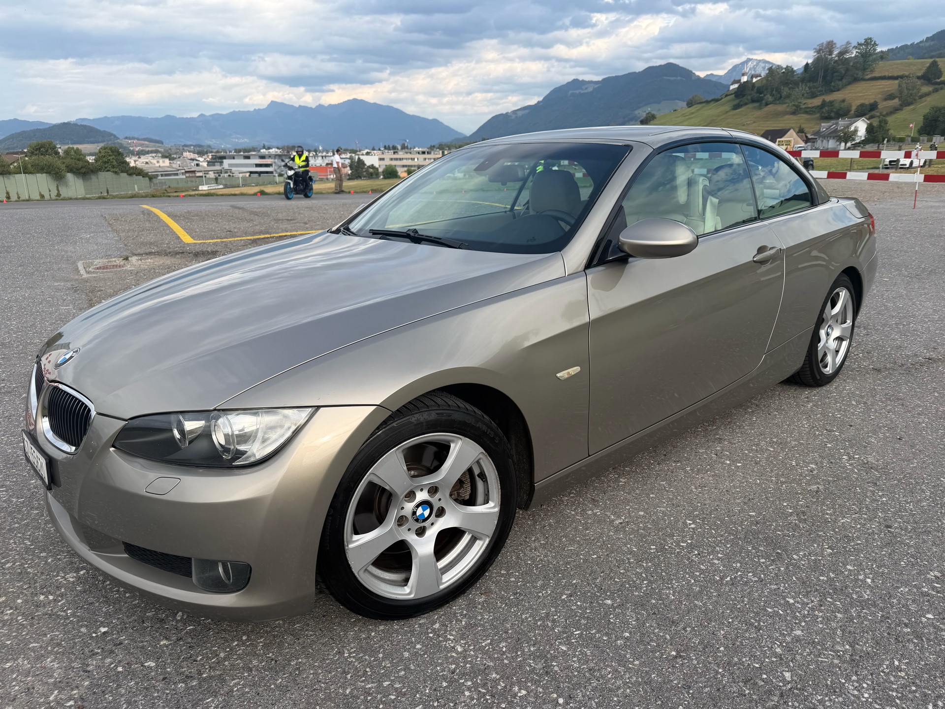 BMW 325i Cabriolet - Steptronic