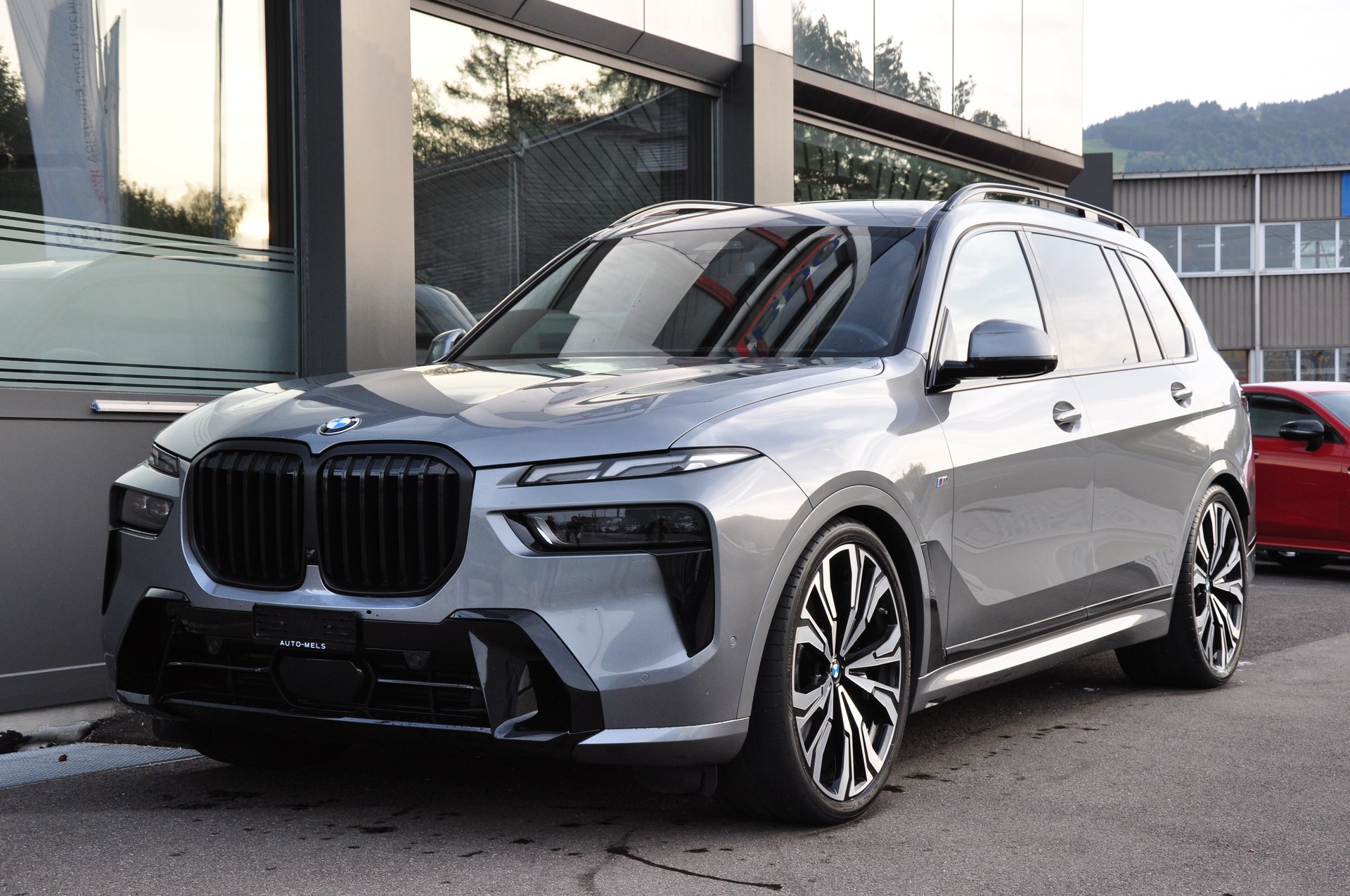 BMW X7 xDrive 48V 40d M Sport Pro Steptronic-showroom-element-1