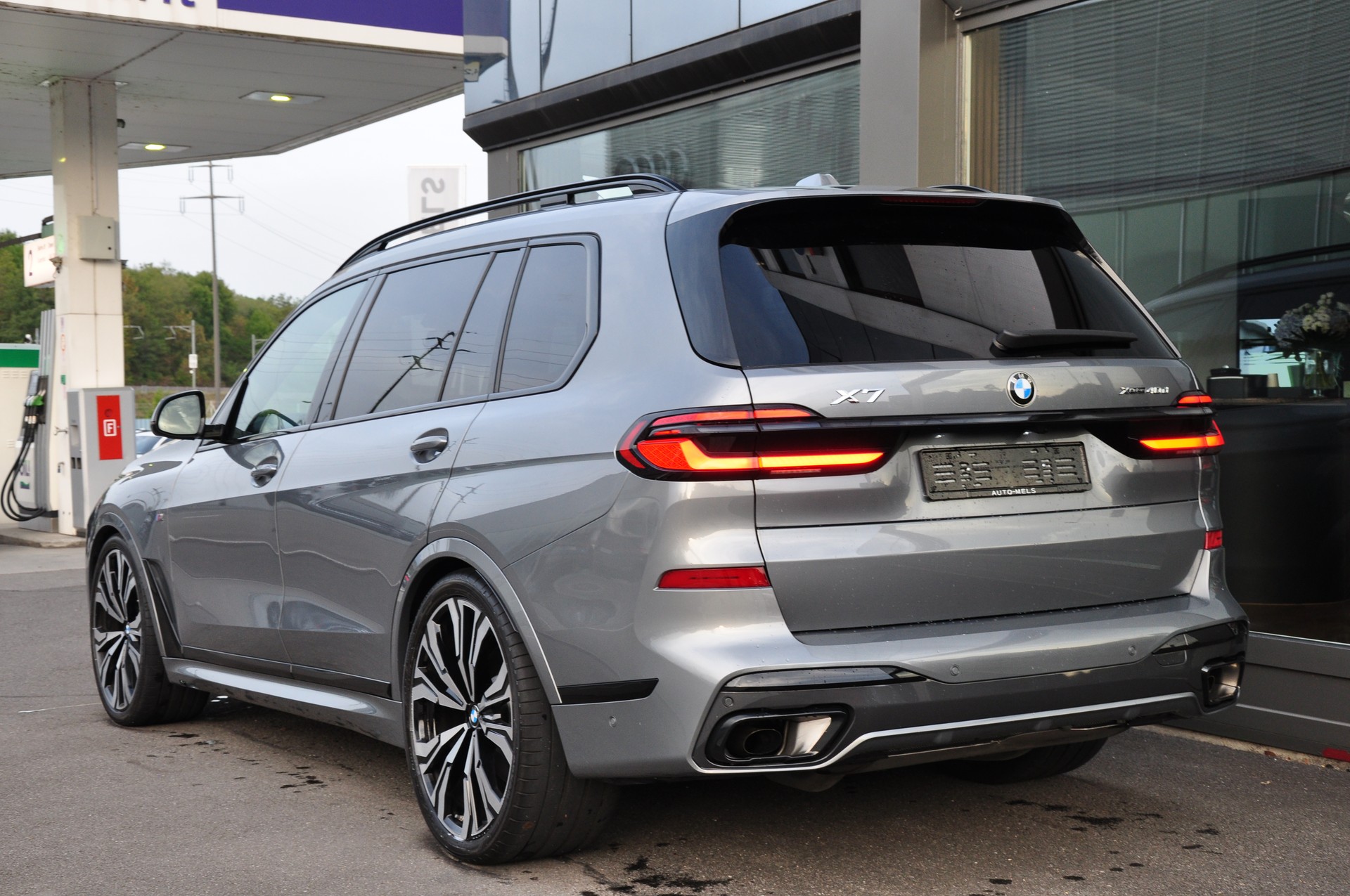 BMW X7 xDrive 48V 40d M Sport Pro Steptronic-image-6