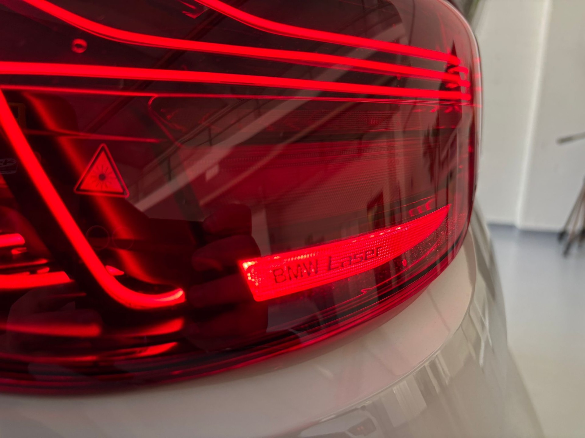 BMW M4 Cabrio Competition M xDrive-image-16