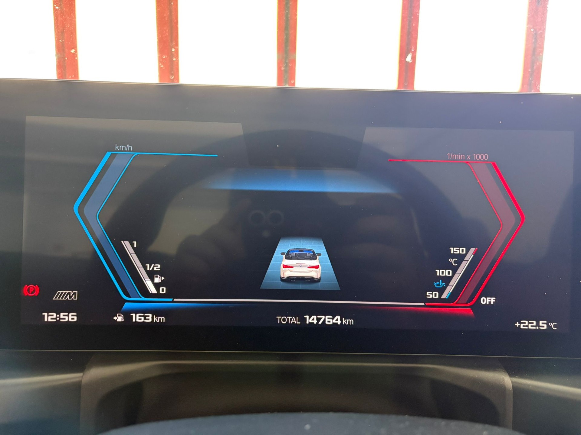 BMW M4 Cabrio Competition M xDrive-image-15