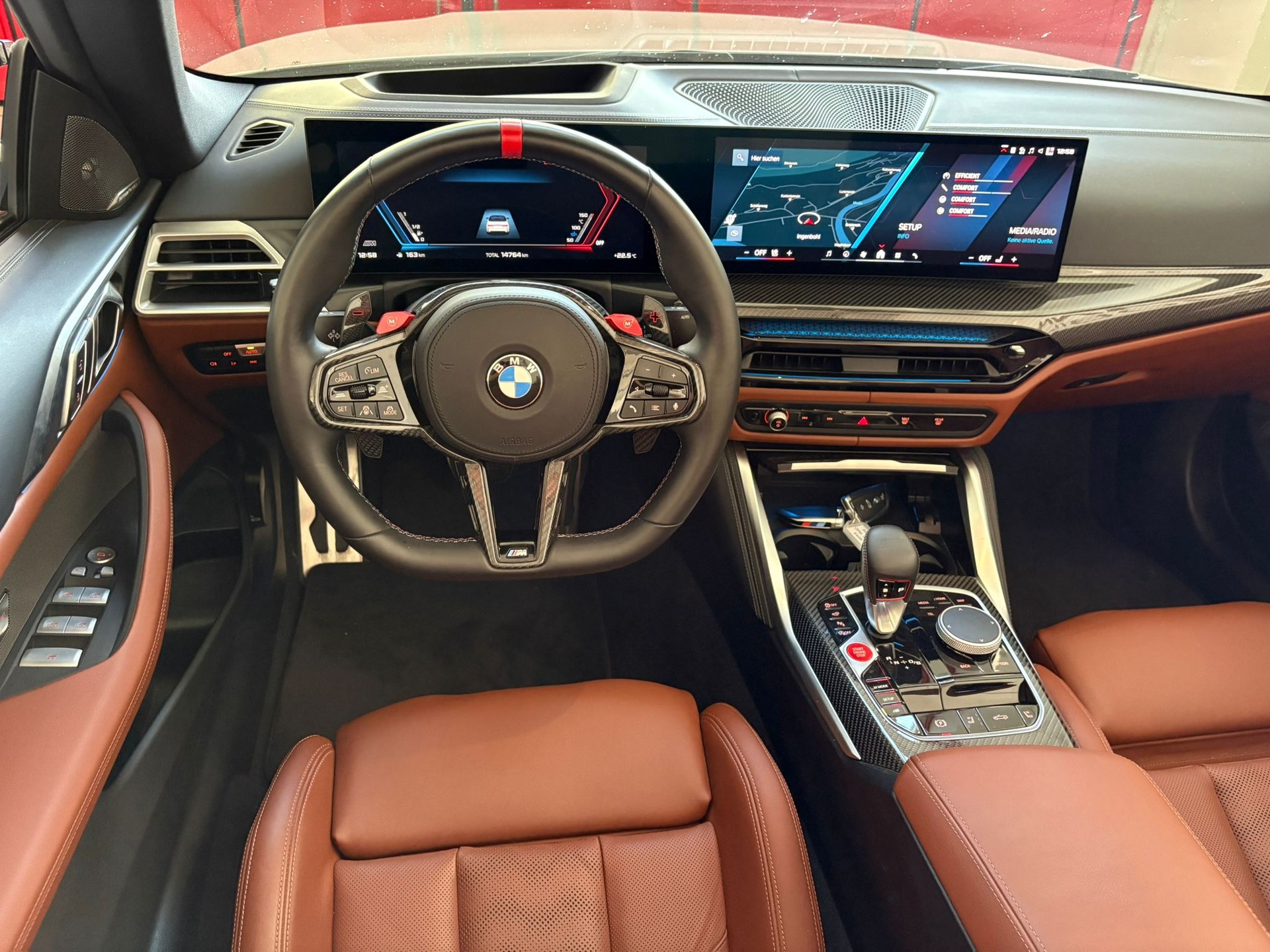 BMW M4 Cabrio Competition M xDrive-image-12