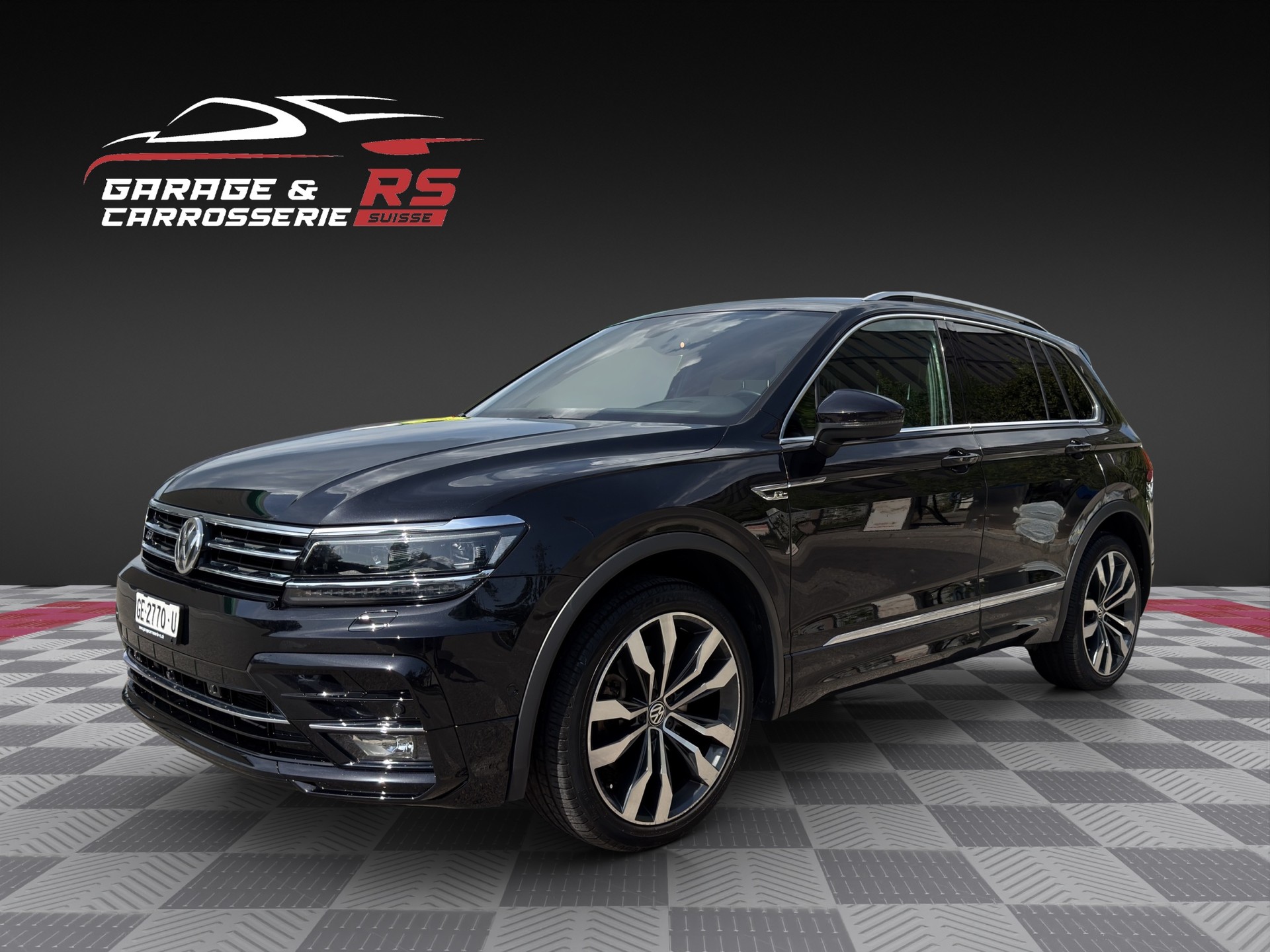 VW Tiguan 2.0TSI HIGHLINE R Line 4Motion DSG