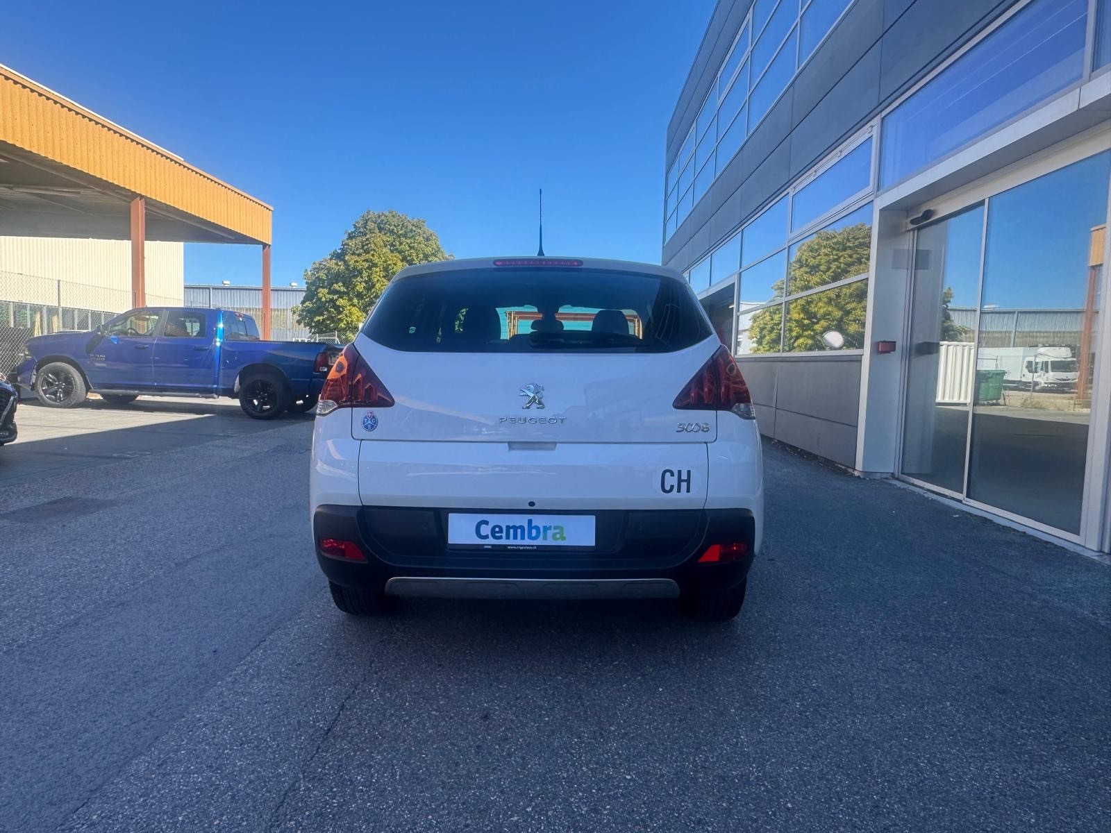 PEUGEOT 3008 1.6 1THP Allure Tiptronic-showroom-element-2