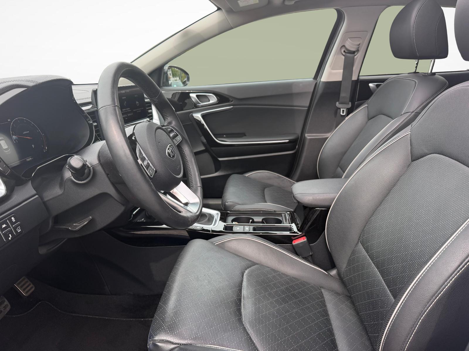 KIA XCeed 1.6 T-GDi Style-showroom-element-1