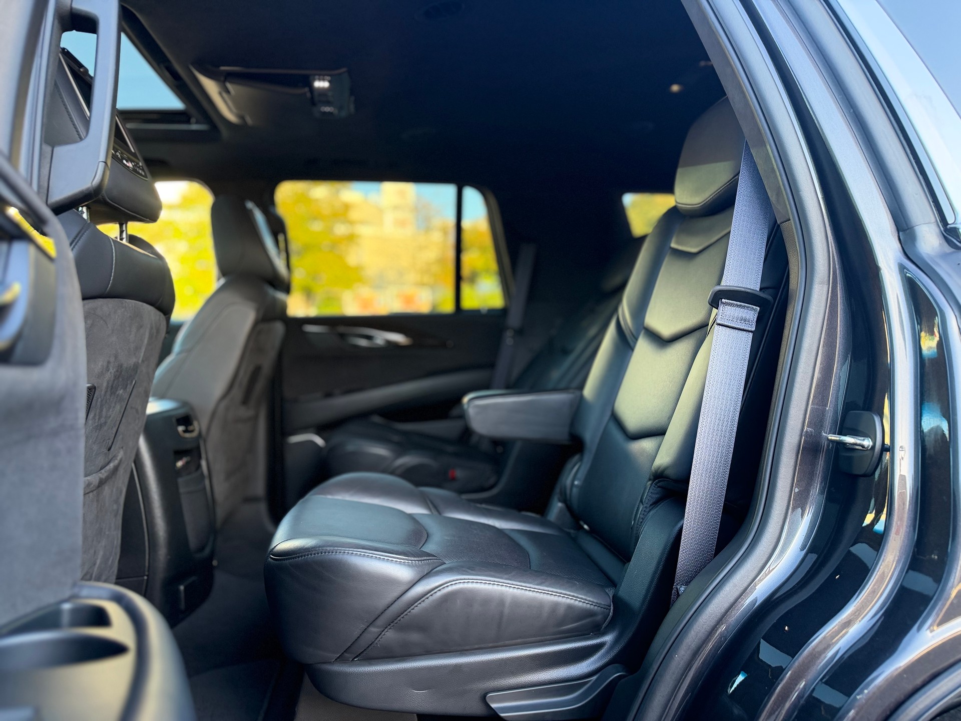 CADILLAC Escalade 6.2 Platinum Automatic-image-15
