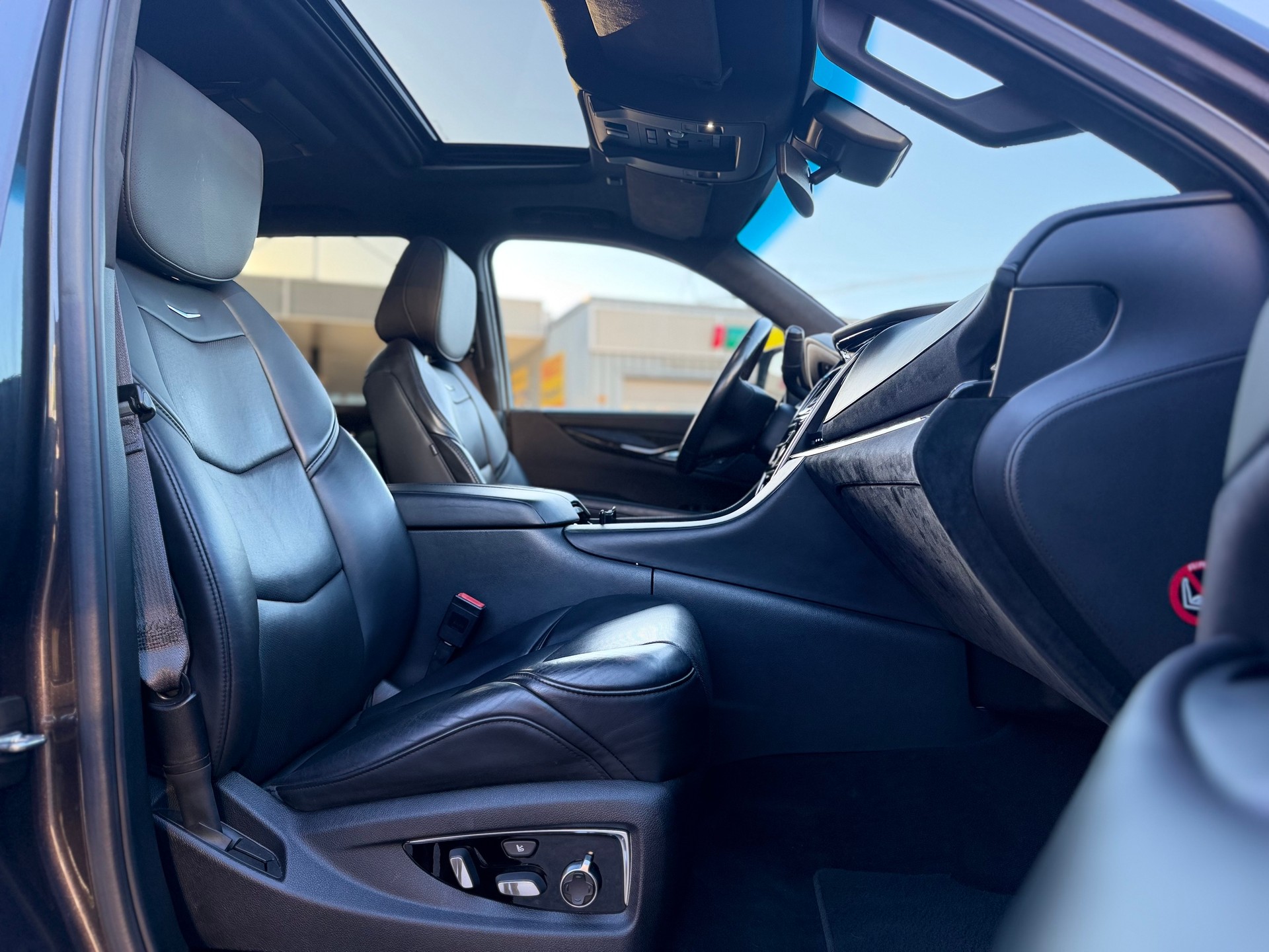 CADILLAC Escalade 6.2 Platinum Automatic-image-13