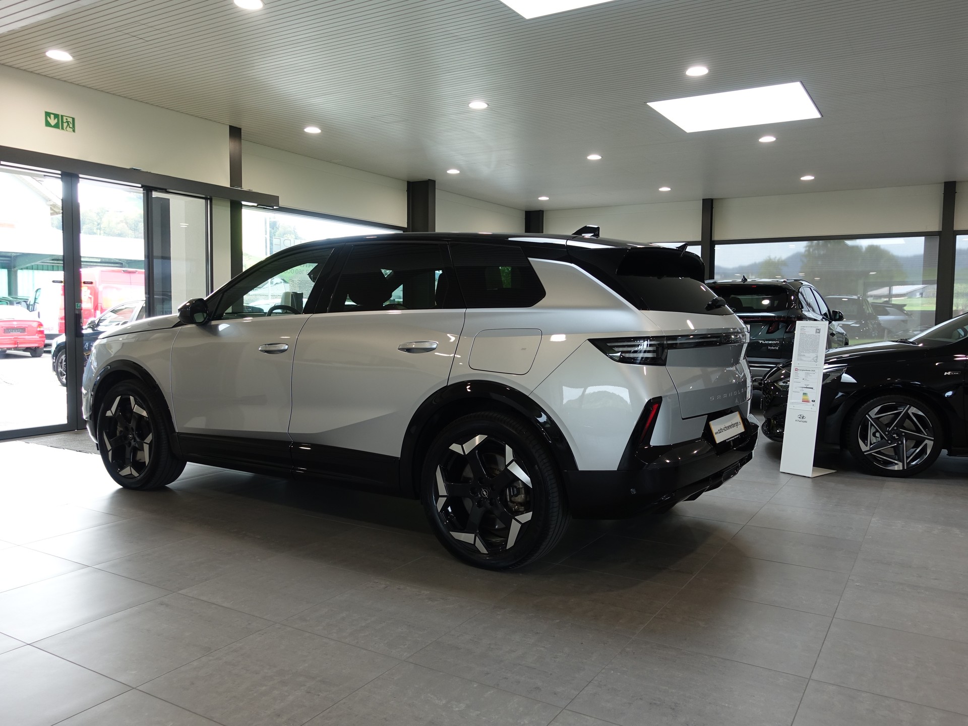 OPEL Grandland El. 73kWh Ultimate 4x4 8JAHRE GARANTIE-image-14