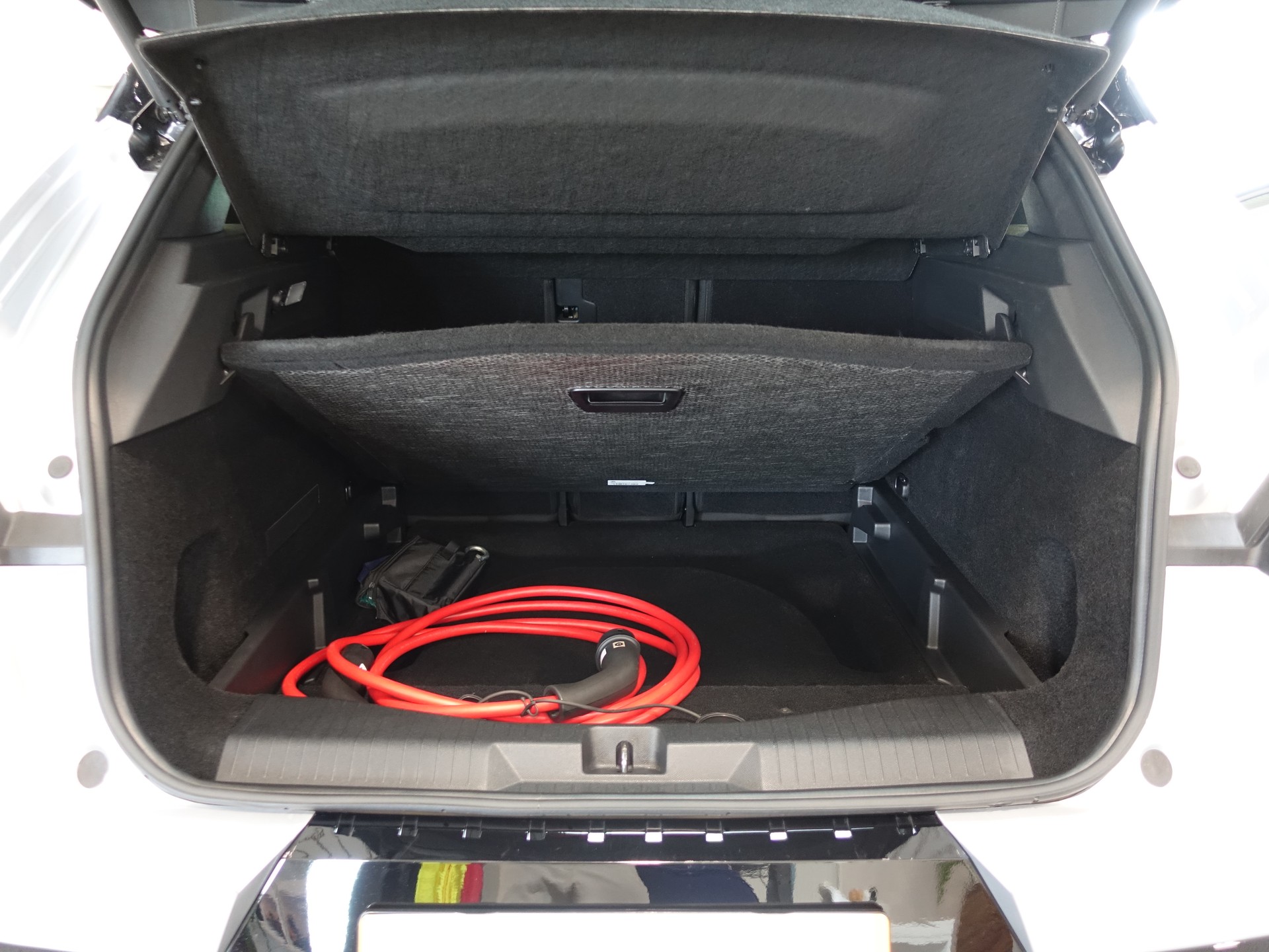 OPEL Grandland El. 73kWh Ultimate 4x4 8JAHRE GARANTIE-image-26