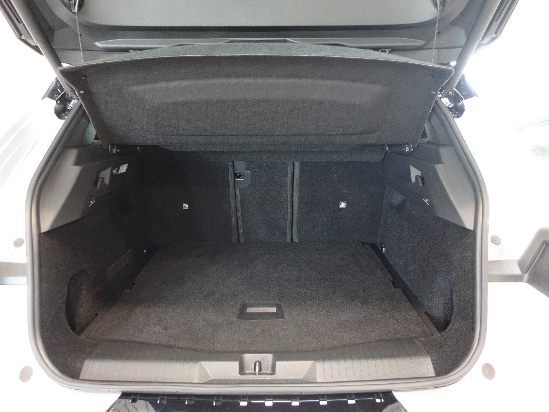 OPEL Grandland El. 73kWh Ultimate 4x4 8JAHRE GARANTIE-image-25