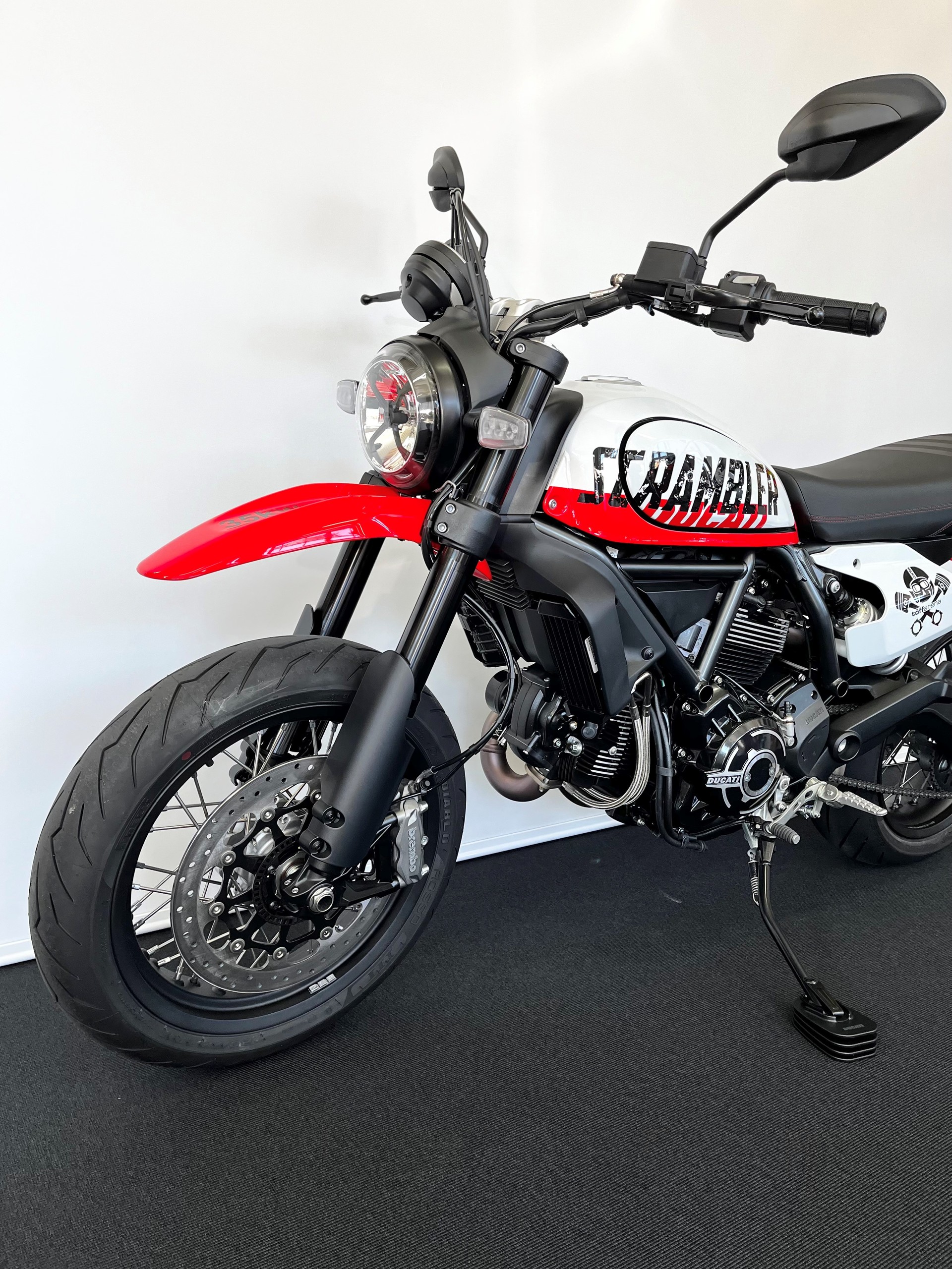DUCATI SCRAMBLER URBAN MOTARD 35KW-image-1