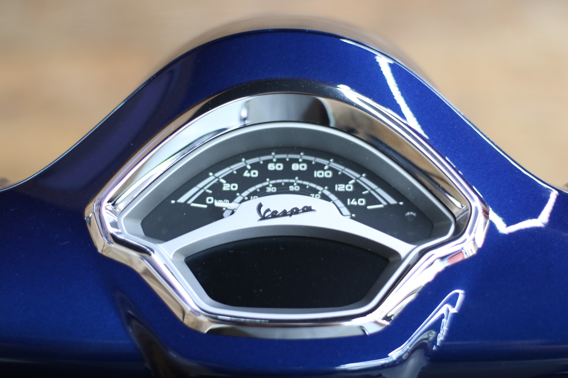 PIAGGIO Vespa GTS-image-3