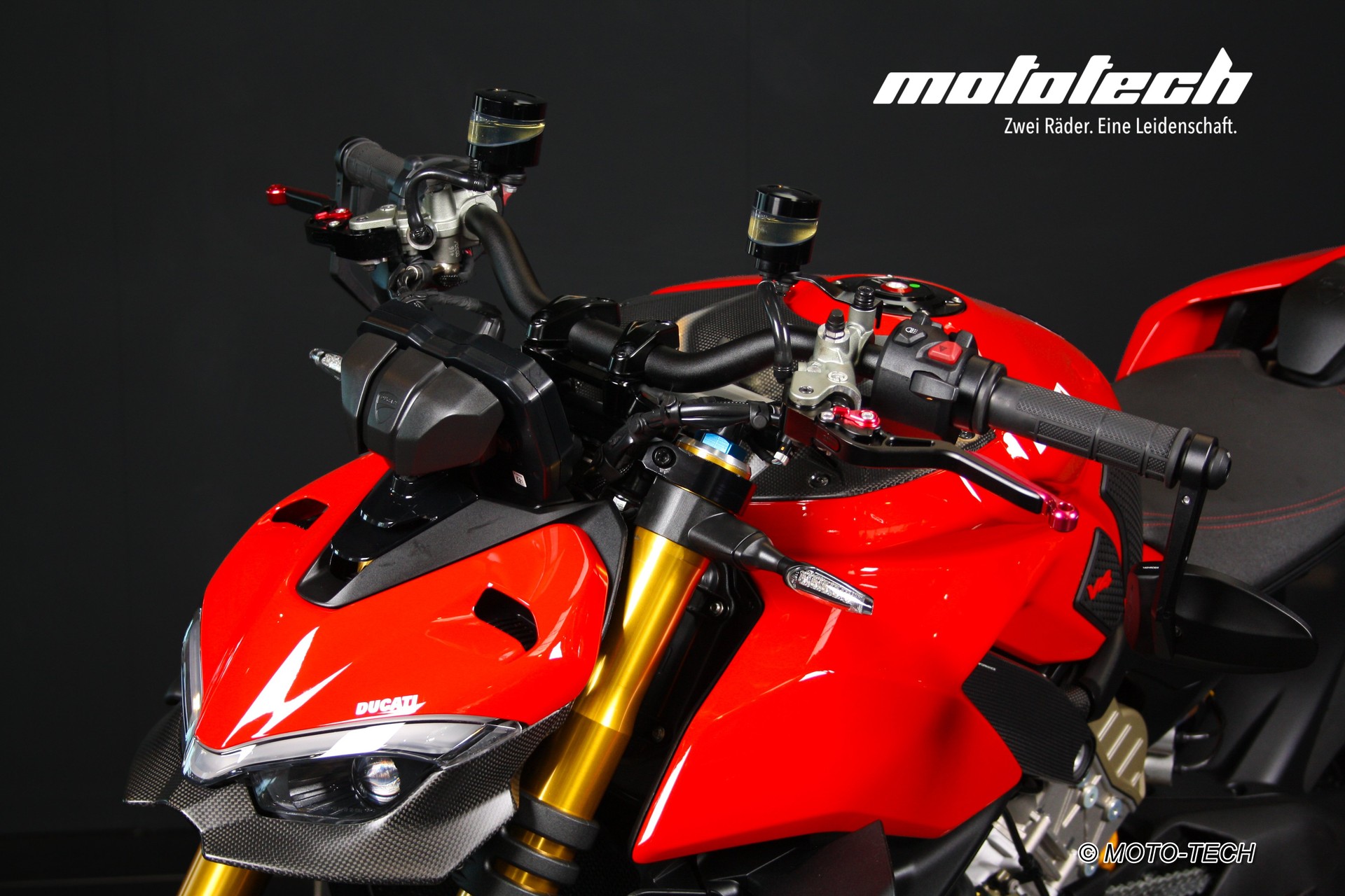 DUCATI Streetfighter V4 S-image-6