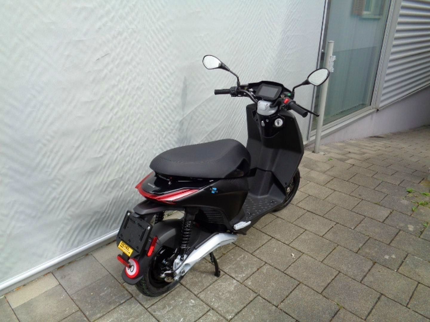 PIAGGIO P1-image-1