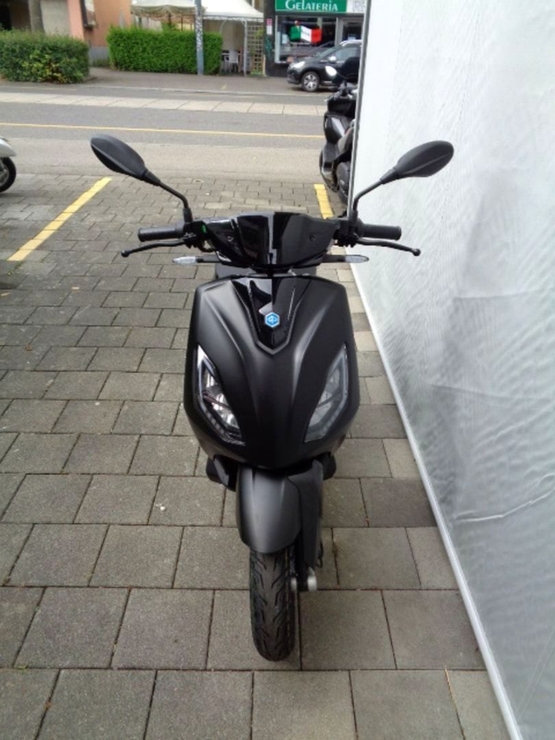 PIAGGIO P1-image-3