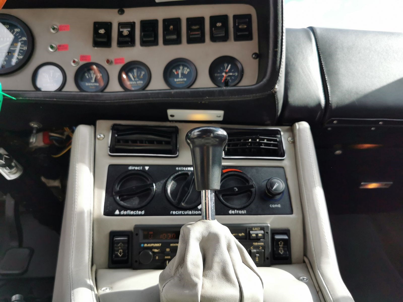 MASERATI KYALAMI 4.9-image-14