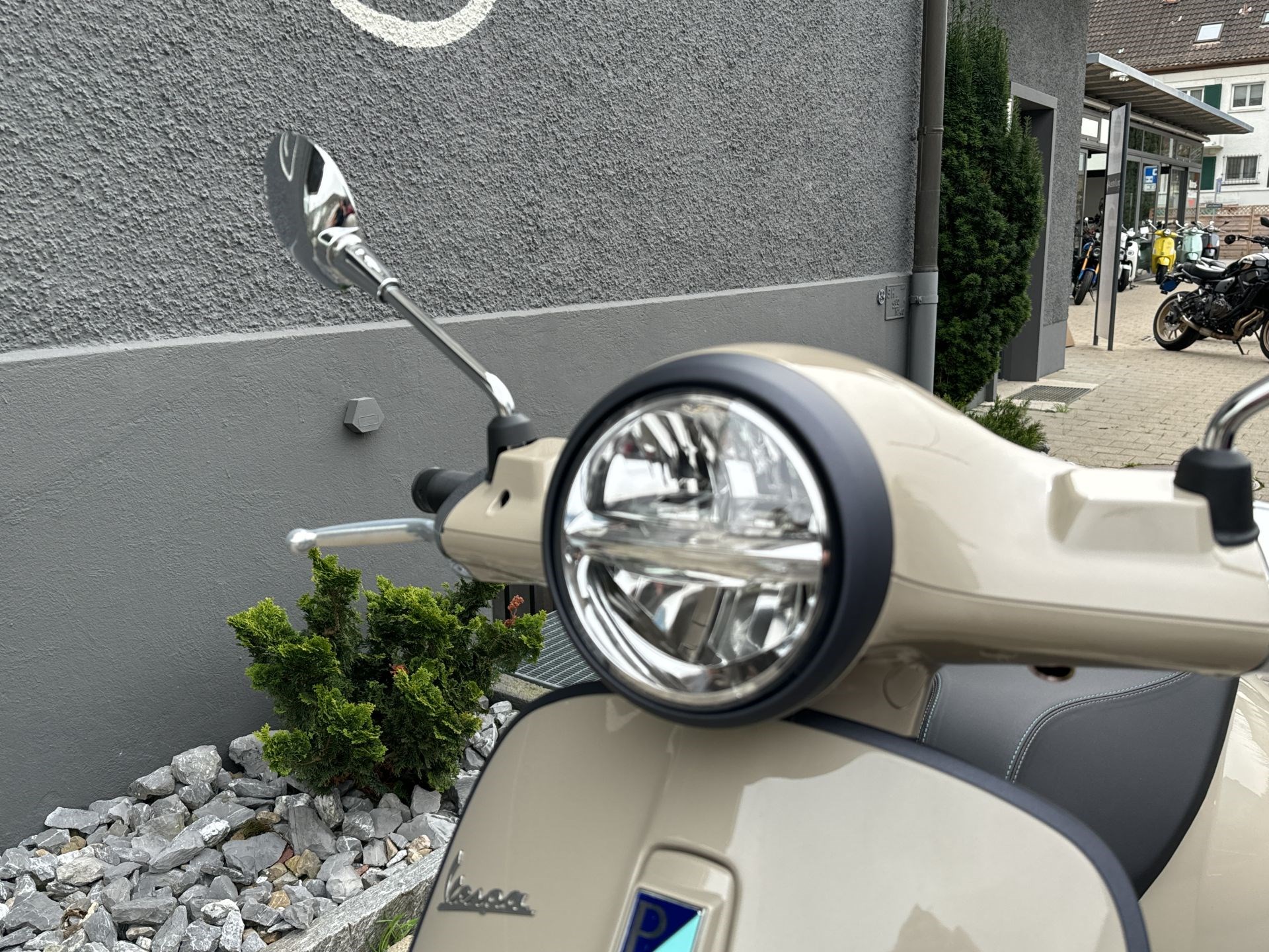 PIAGGIO Vespa Primavera 125 Sport ABS E5+-image-1