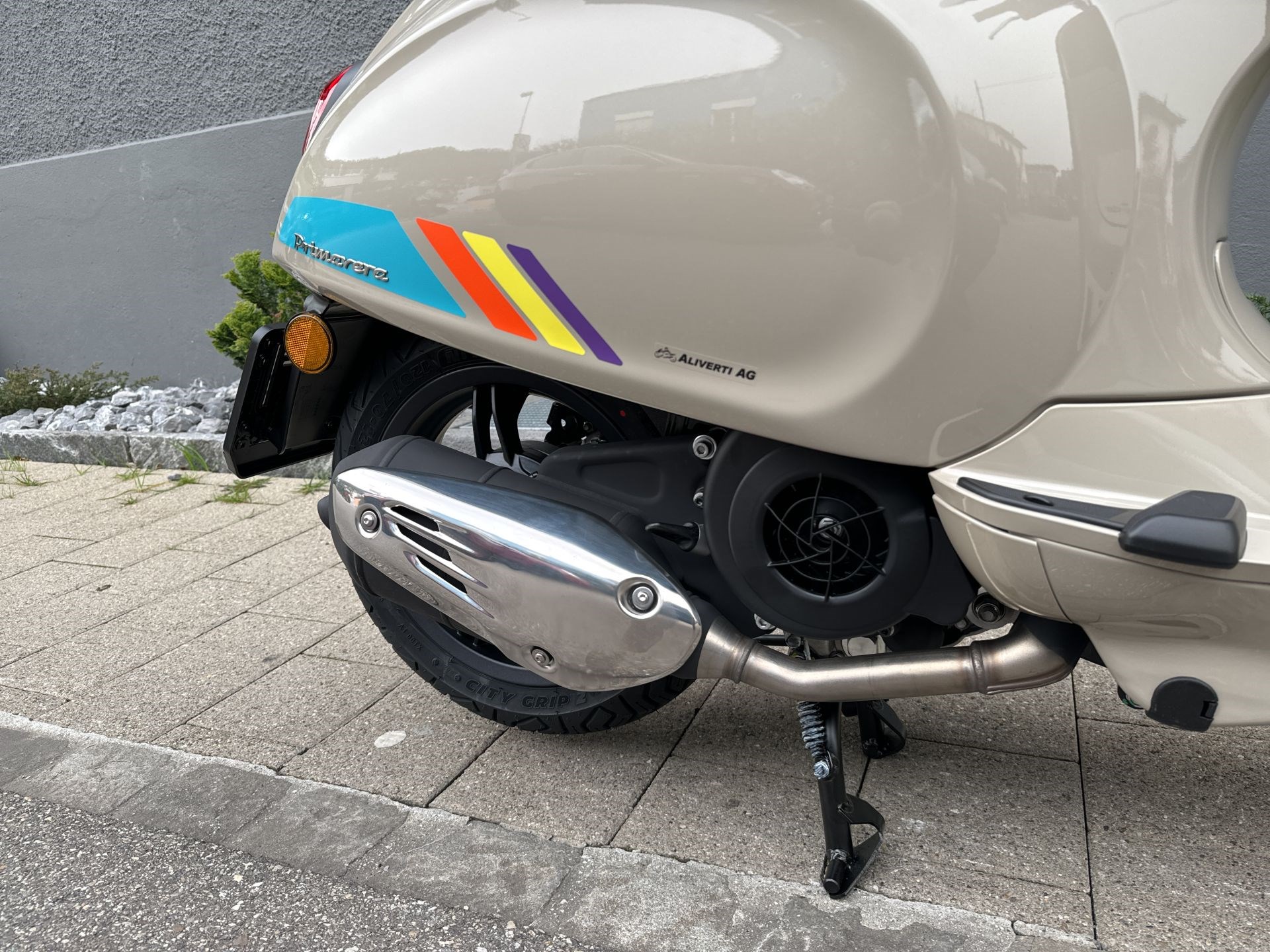 PIAGGIO Vespa Primavera 125 Sport ABS E5+-image-12