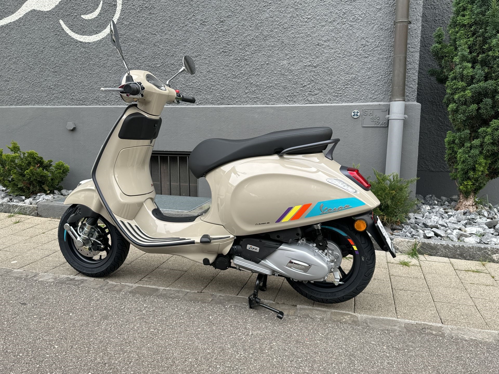 PIAGGIO Vespa Primavera 125 Sport ABS E5+-image-8