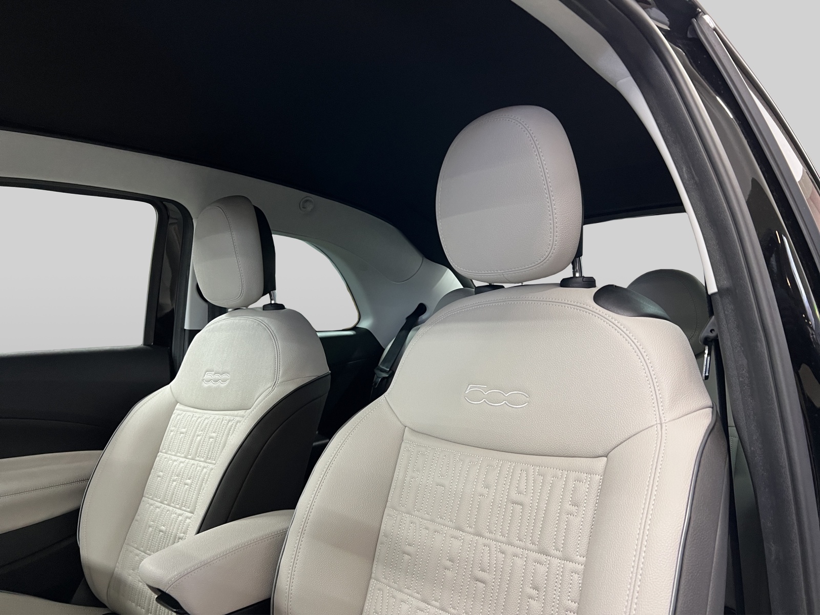 FIAT 500C e 87 kW La Prima Top-image-5