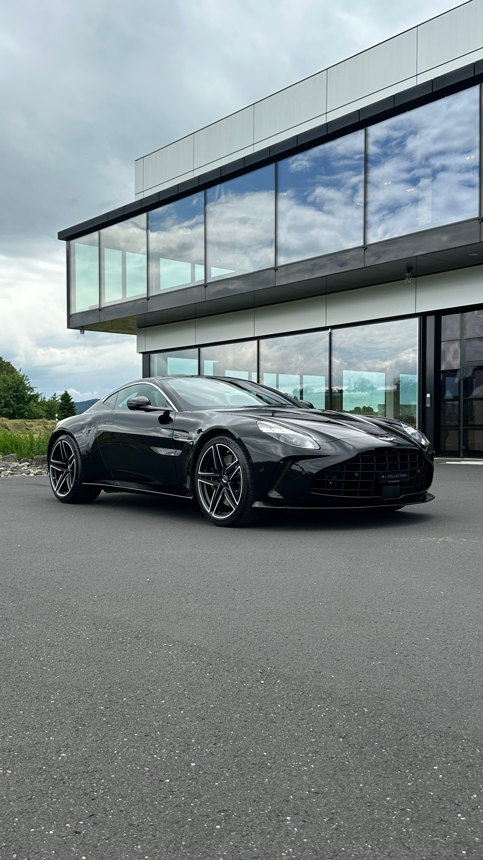 ASTON MARTIN 4.0 Coupé next generation-image-5