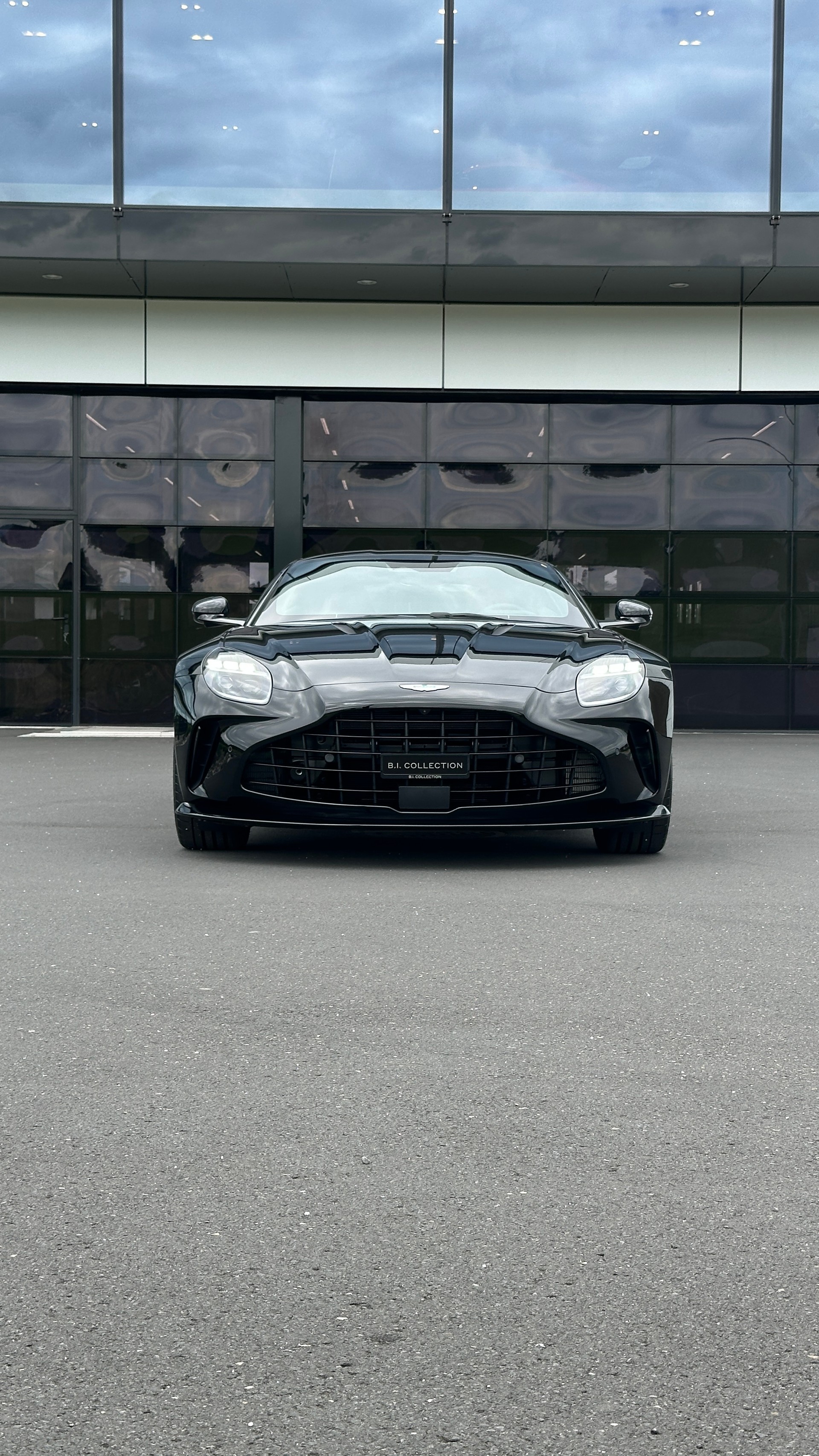 ASTON MARTIN 4.0 Coupé next generation-image-7