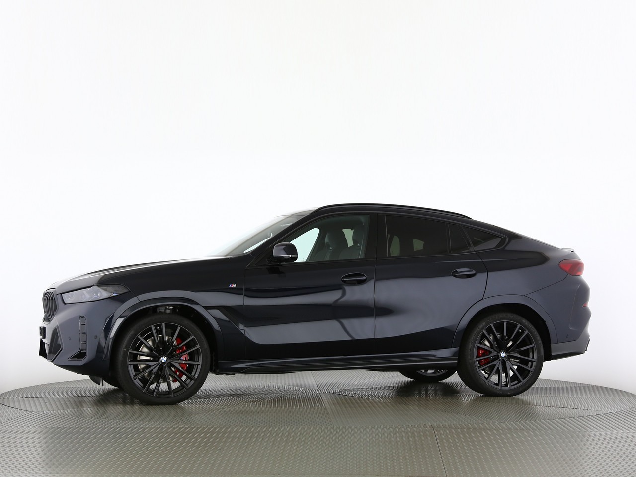 BMW X6 xDrive 48V 40d M Sport-showroom-element-3