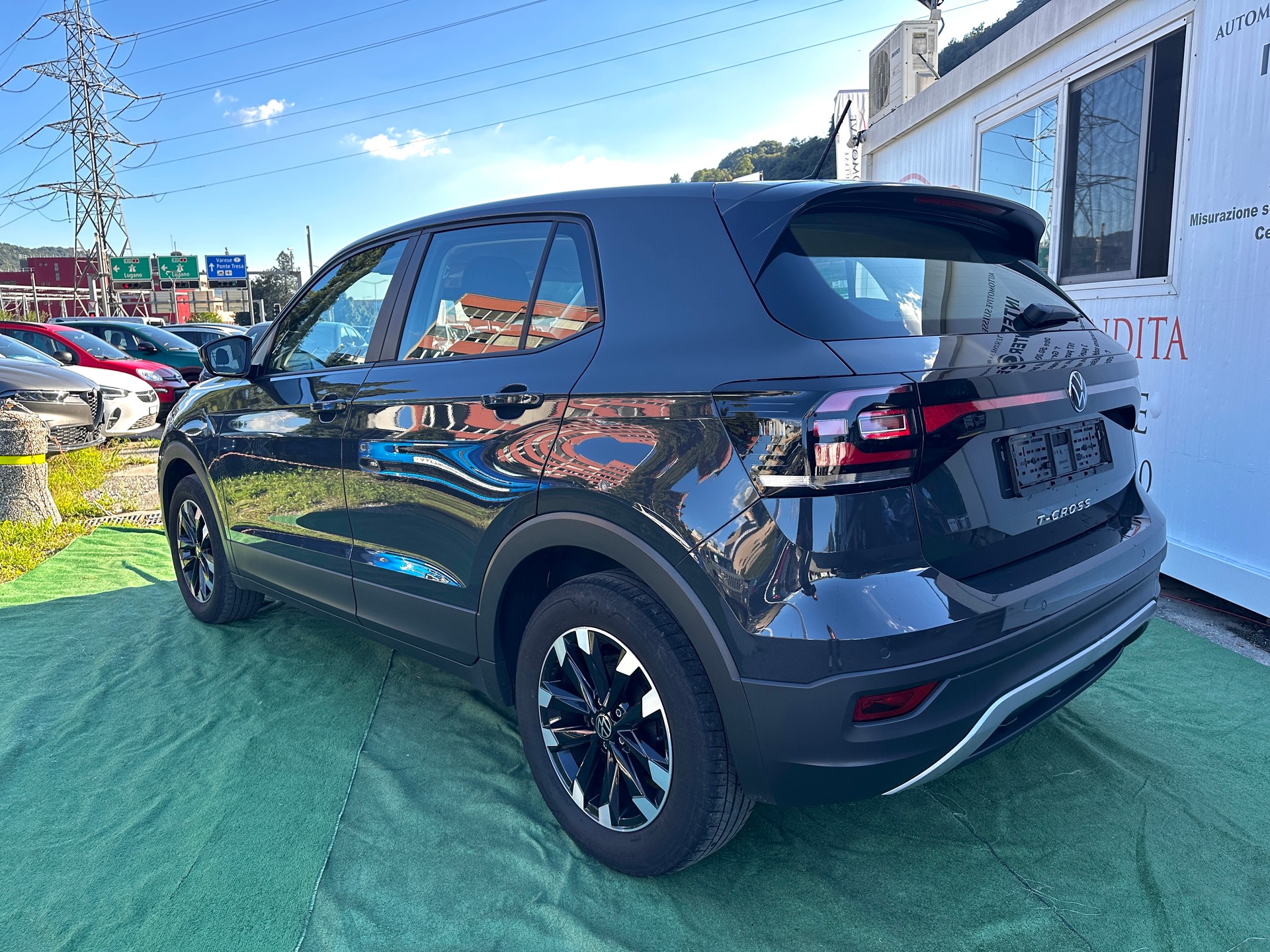 VW T-Cross 1.0 TSI Life-image-1