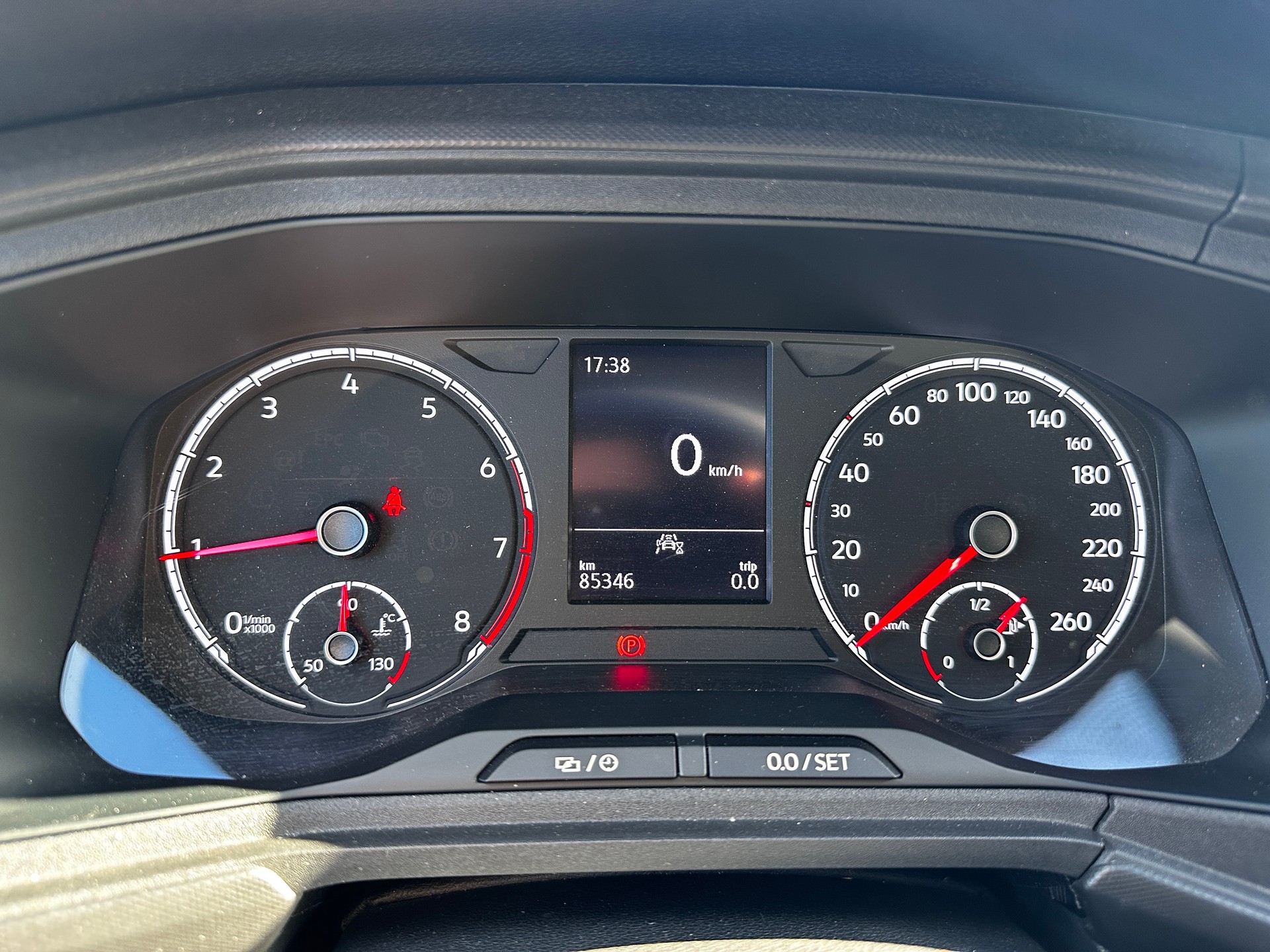 VW T-Cross 1.0 TSI Life-image-8