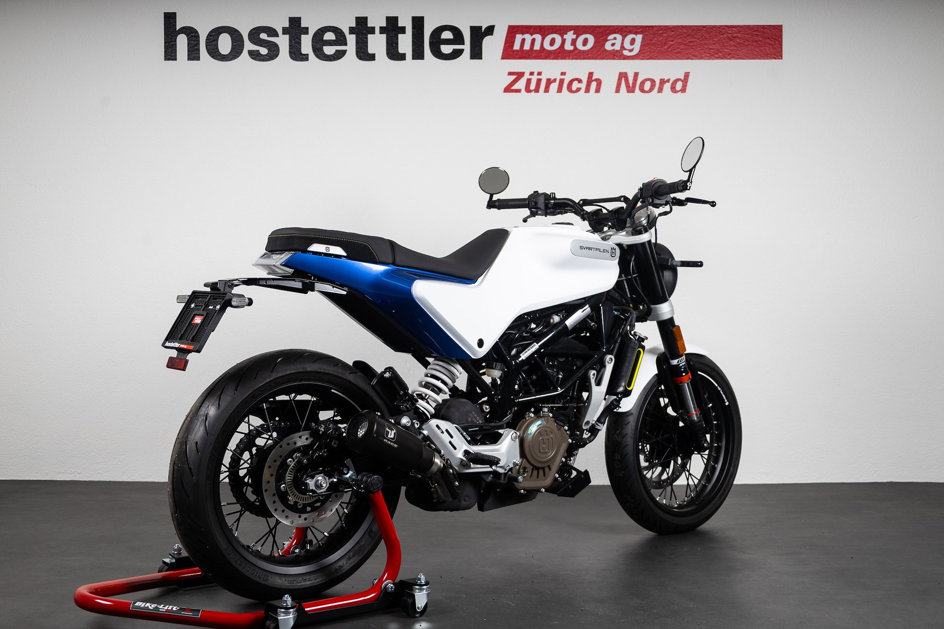 HUSQVARNA 125 Svartpilen Step Two / Color Edition-image-2