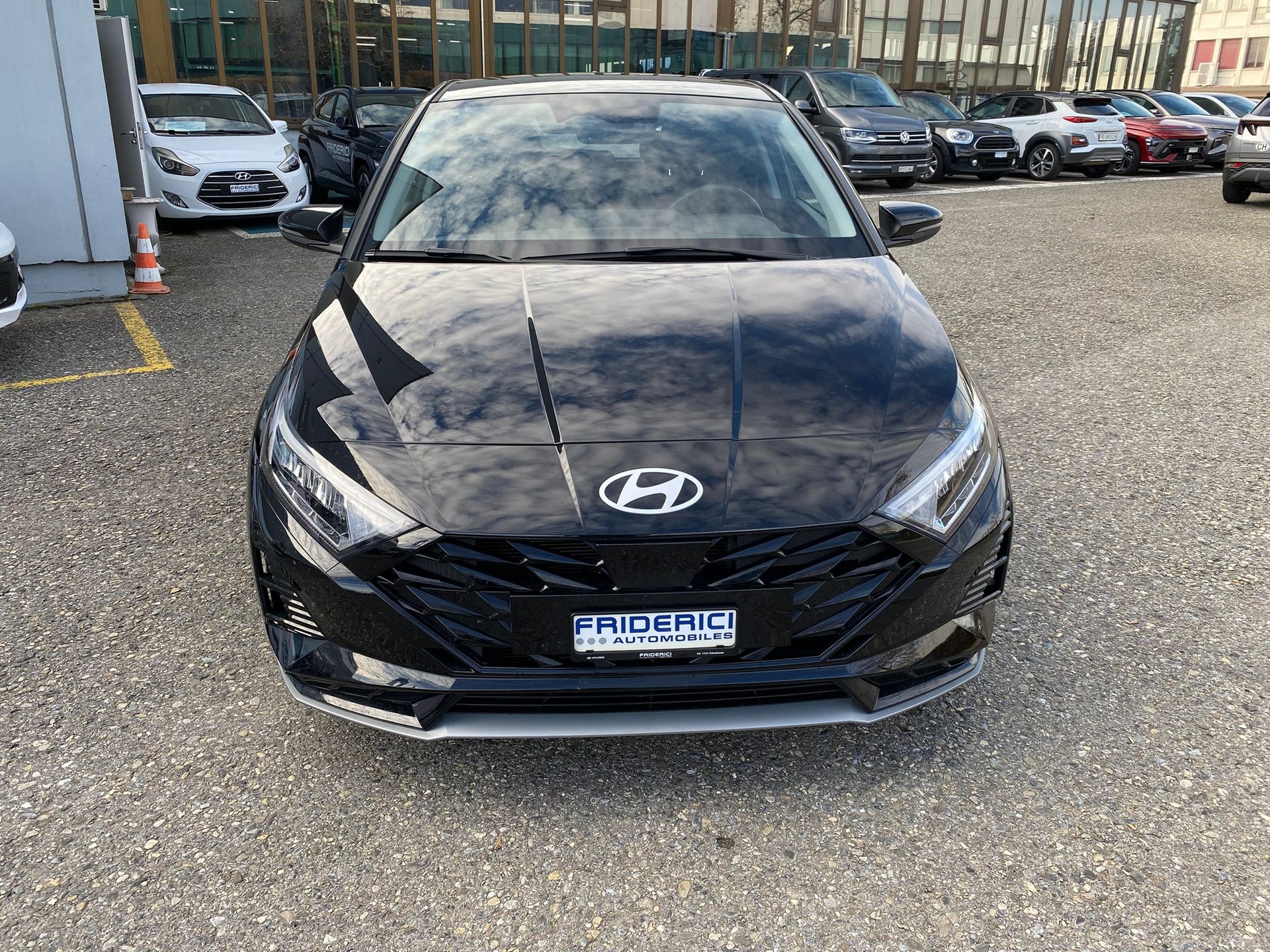 HYUNDAI i20 1.0 T-GDi Vertex DCT-showroom-element-1