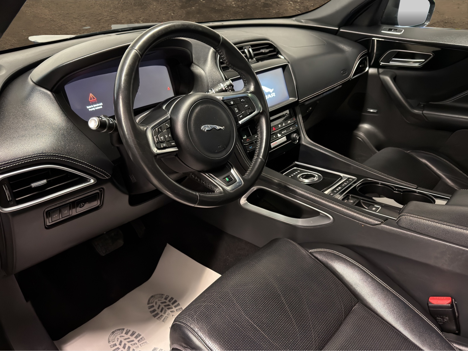 JAGUAR F-Pace 3.0 TD S AWD Automatik-image-7