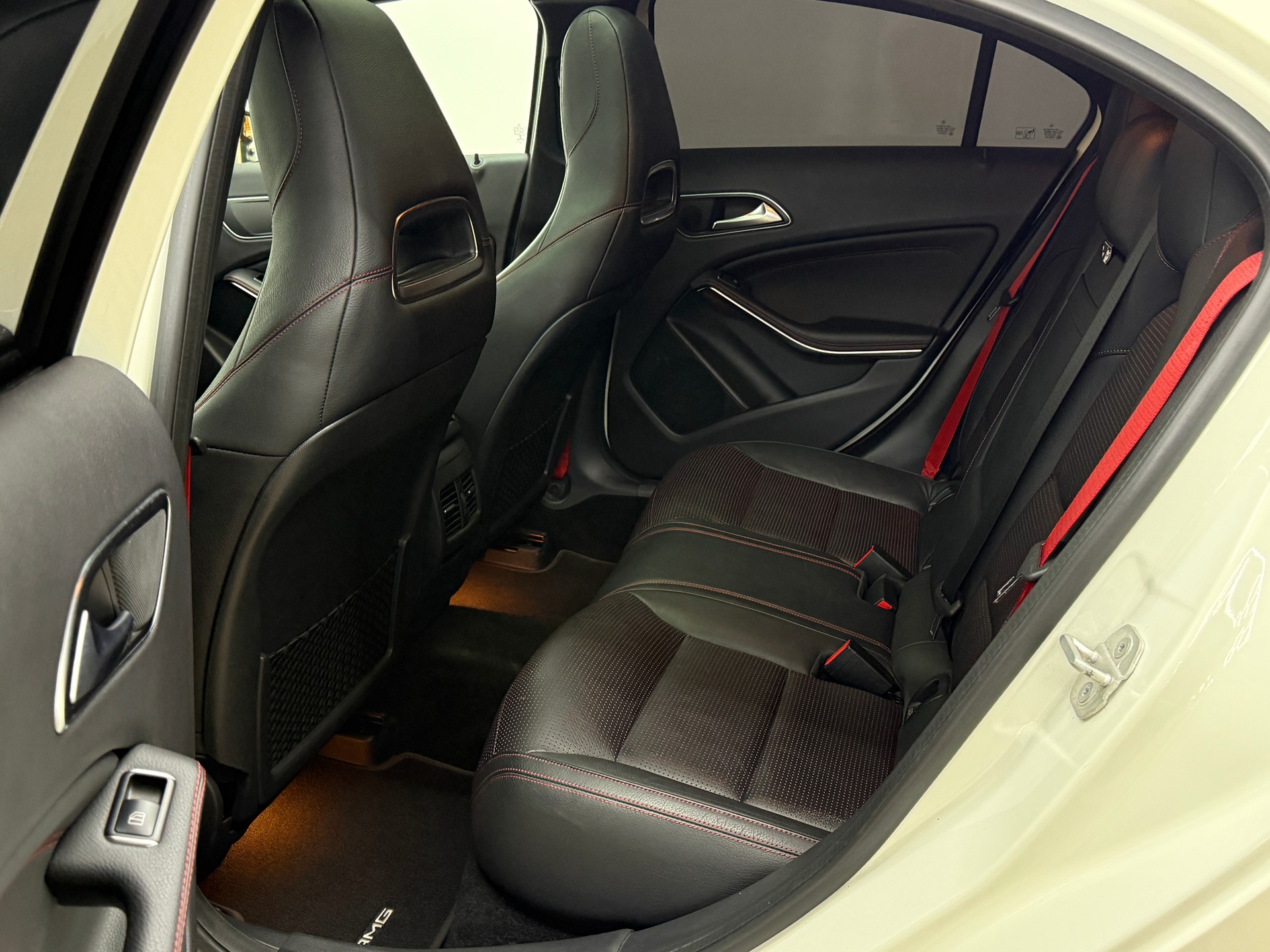 MERCEDES-BENZ A 45 AMG 4Matic Speedshift 7G-DCT-image-22