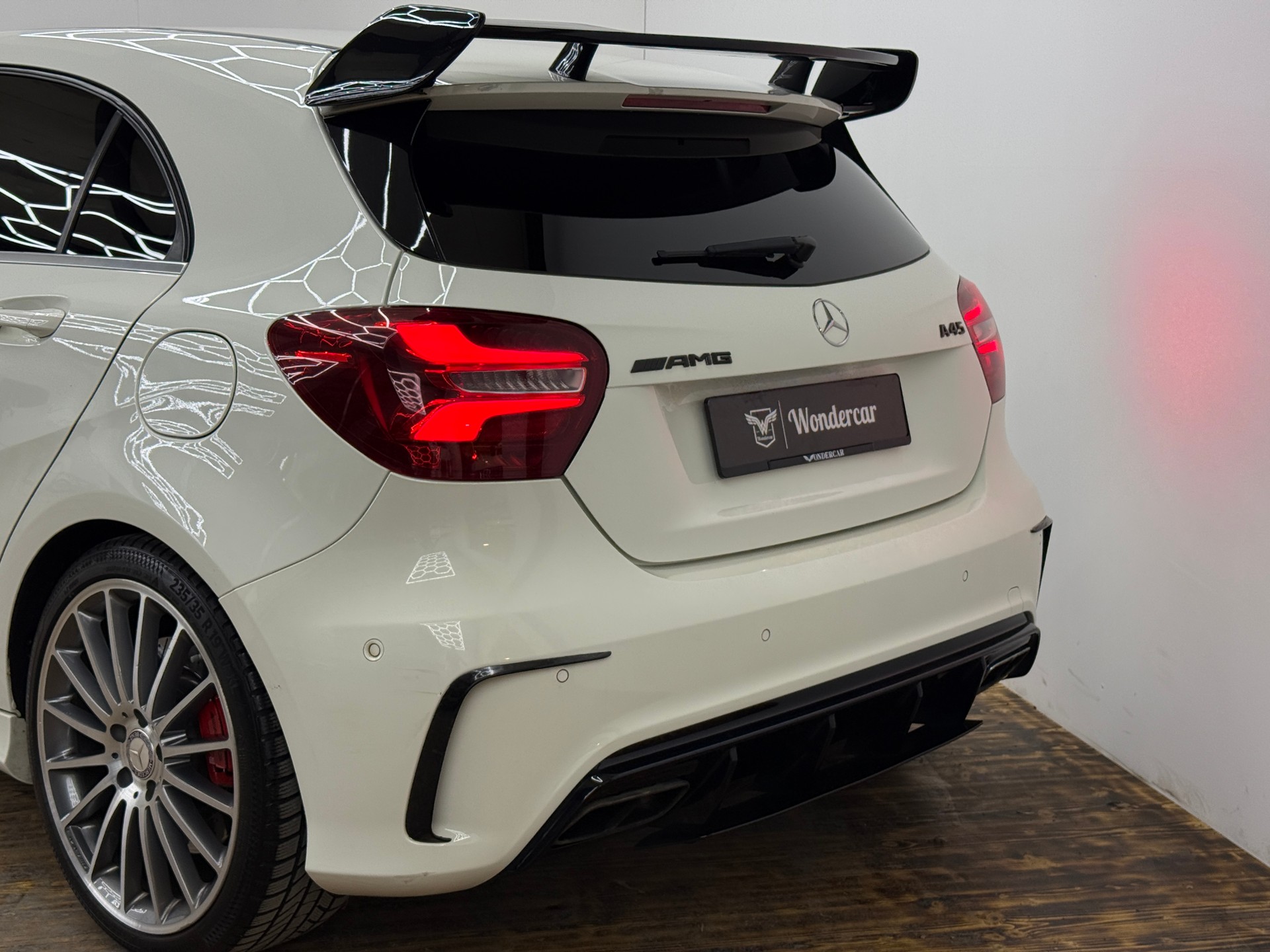 MERCEDES-BENZ A 45 AMG 4Matic Speedshift 7G-DCT-image-11