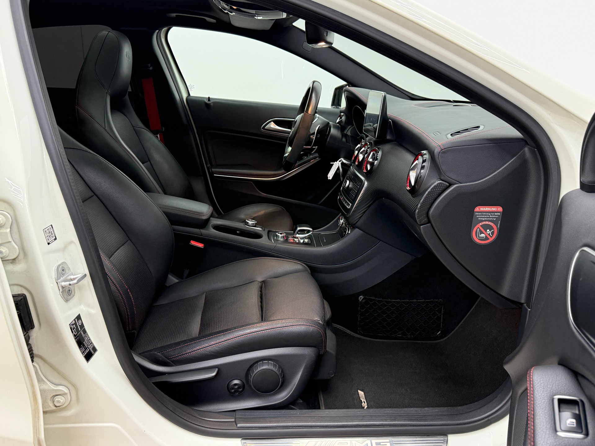 MERCEDES-BENZ A 45 AMG 4Matic Speedshift 7G-DCT-image-20