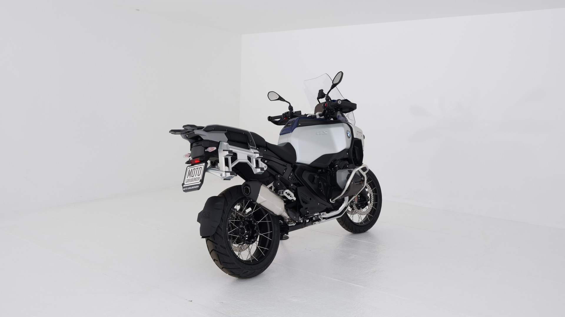 BMW R 1300 GS Adventure-image-5