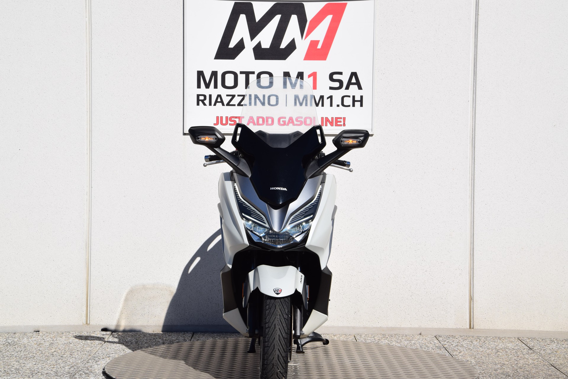 HONDA NSS 300 Forza ABS-image-2