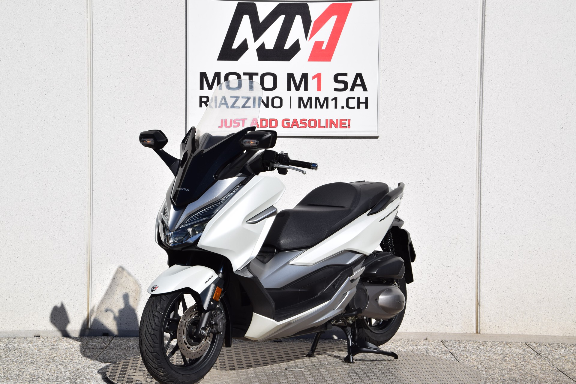 HONDA NSS 300 Forza ABS-image-3