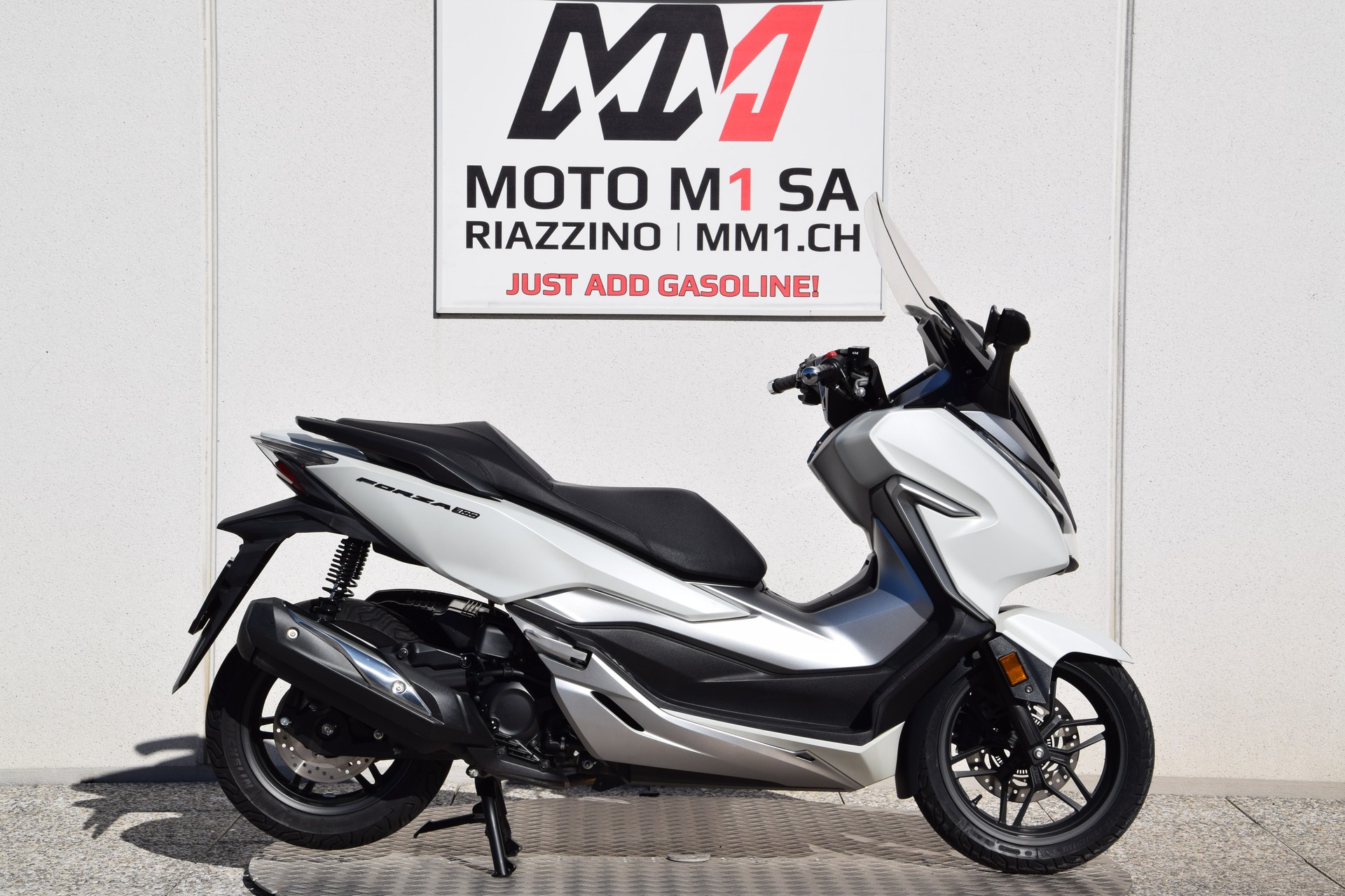 HONDA NSS 300 Forza ABS-image-8