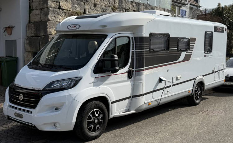 LMC Cruiser T 741 Premium