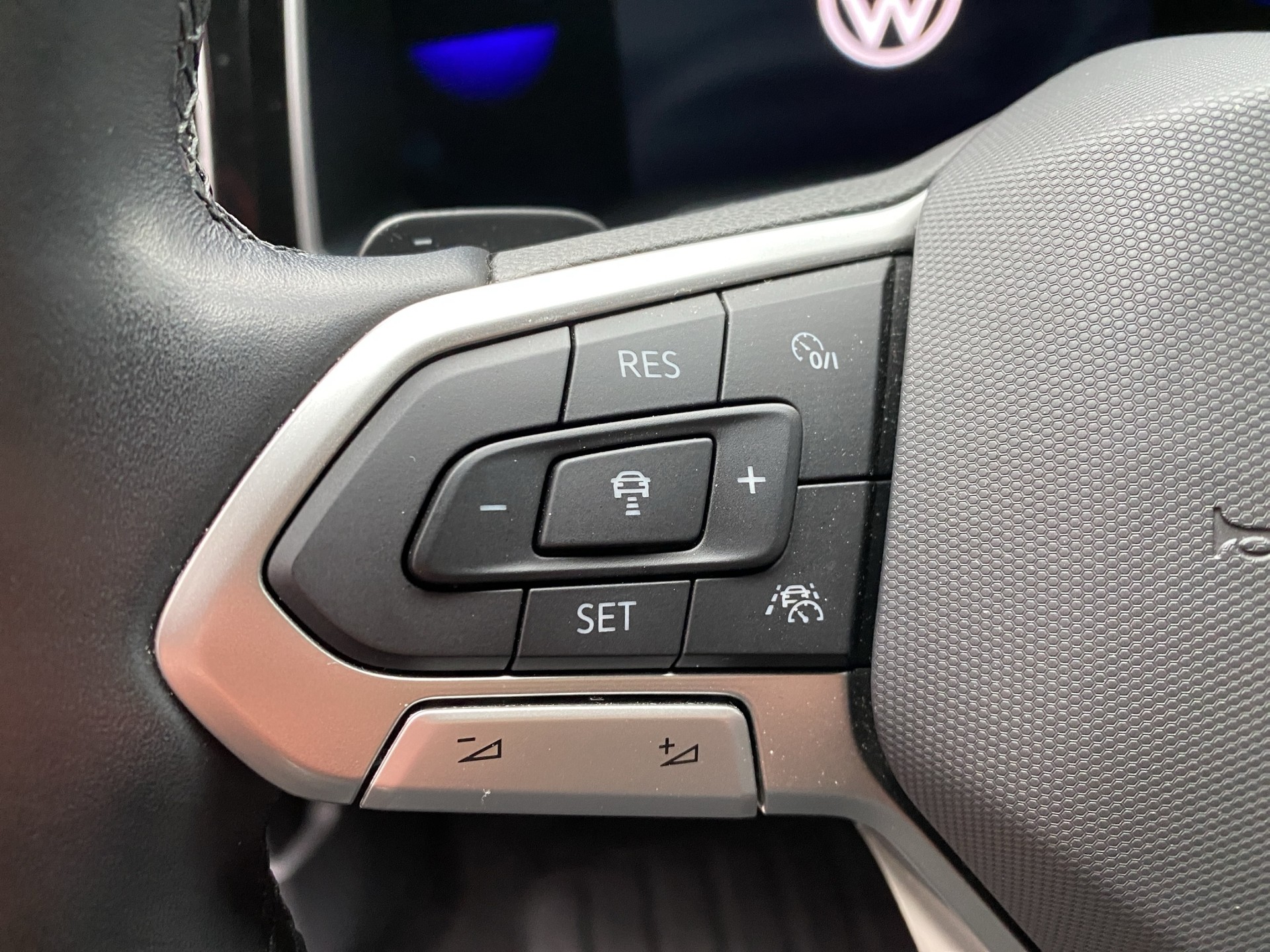 VW Polo 1.0 TSI R-Line DSG-image-15